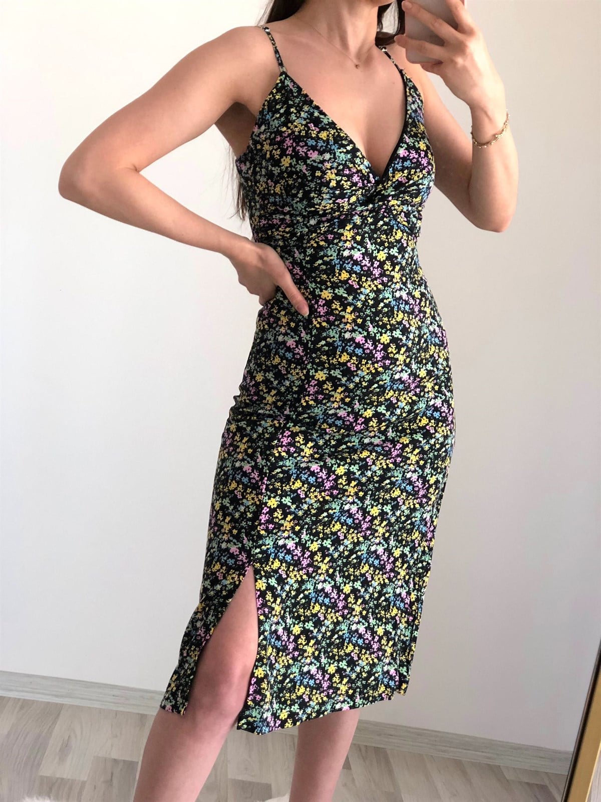 Midi Siyah Çiçekli Elbise