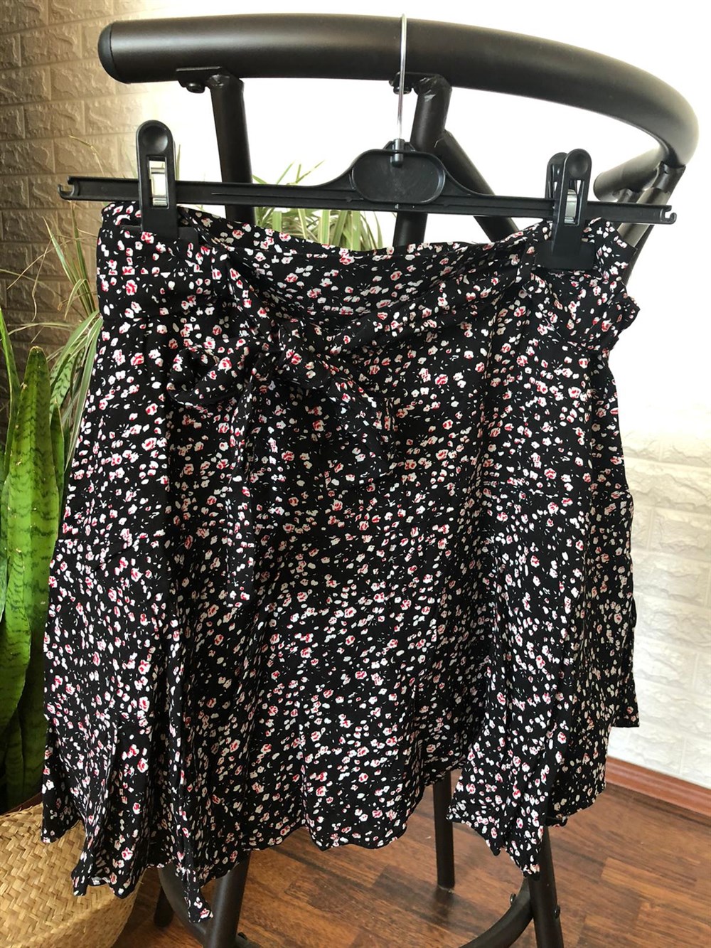 Viskon Siyah Şort Etek