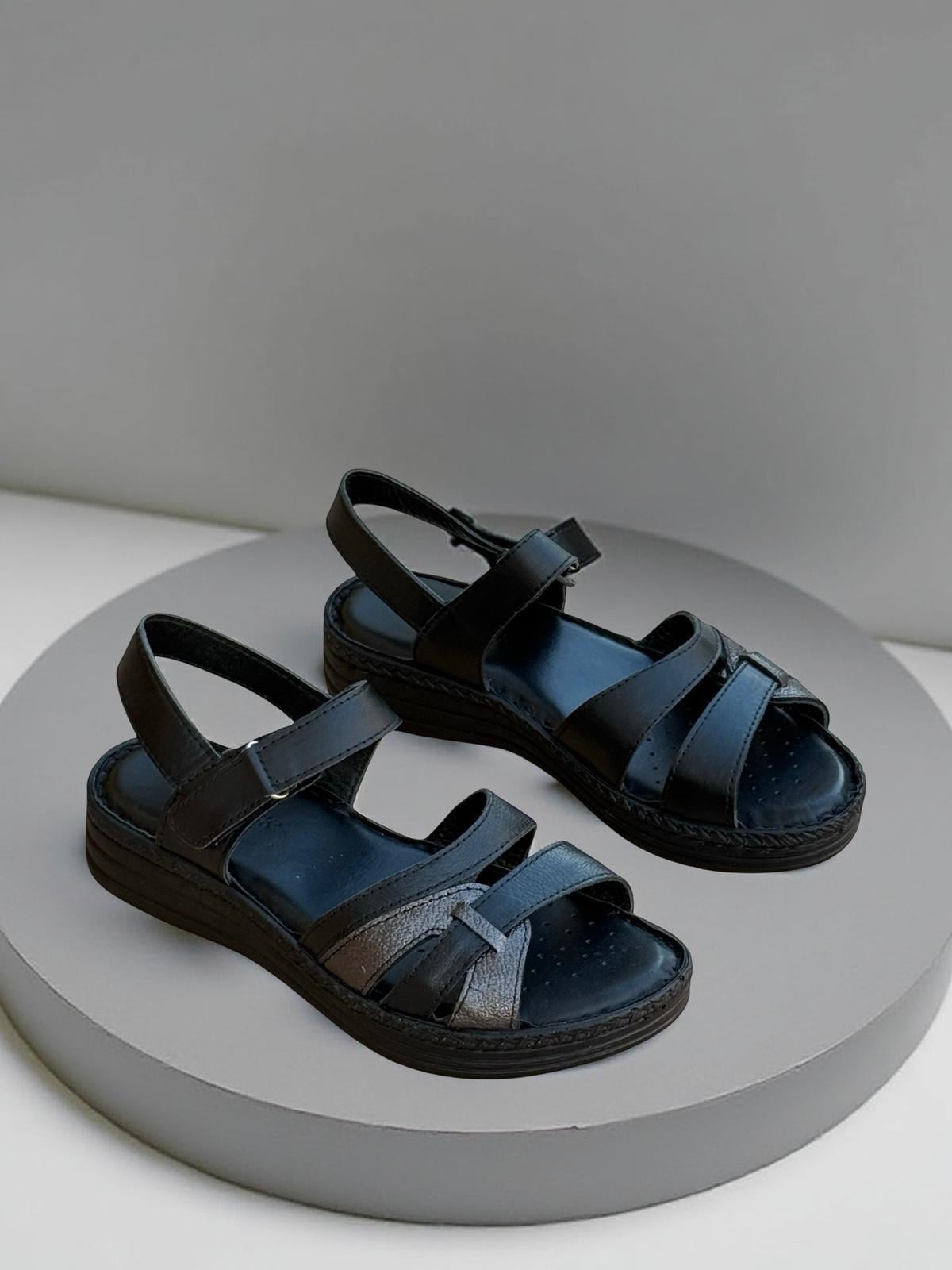 C.Black 22338 Hakiki Deri Comfort Taban Kadın Sandalet Siyah