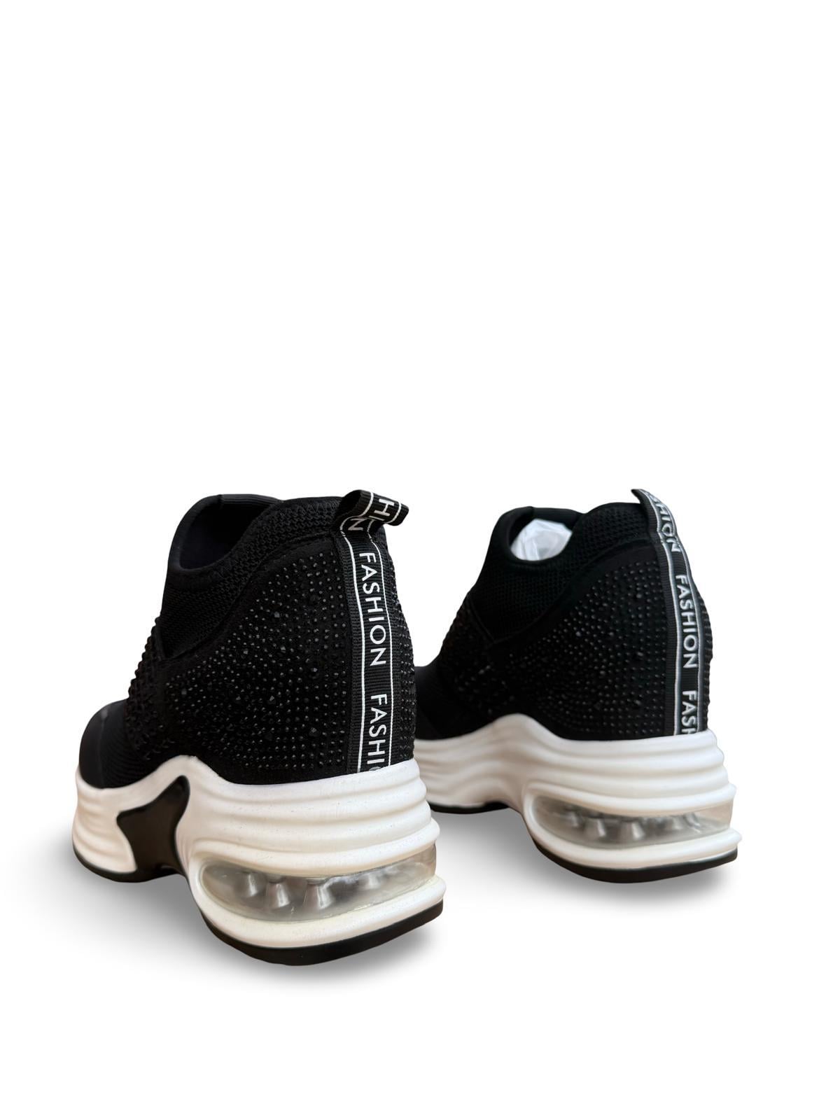 Guja 24K300-4 Streç Kumaş Air Taban Kadın Sneaker Siyah