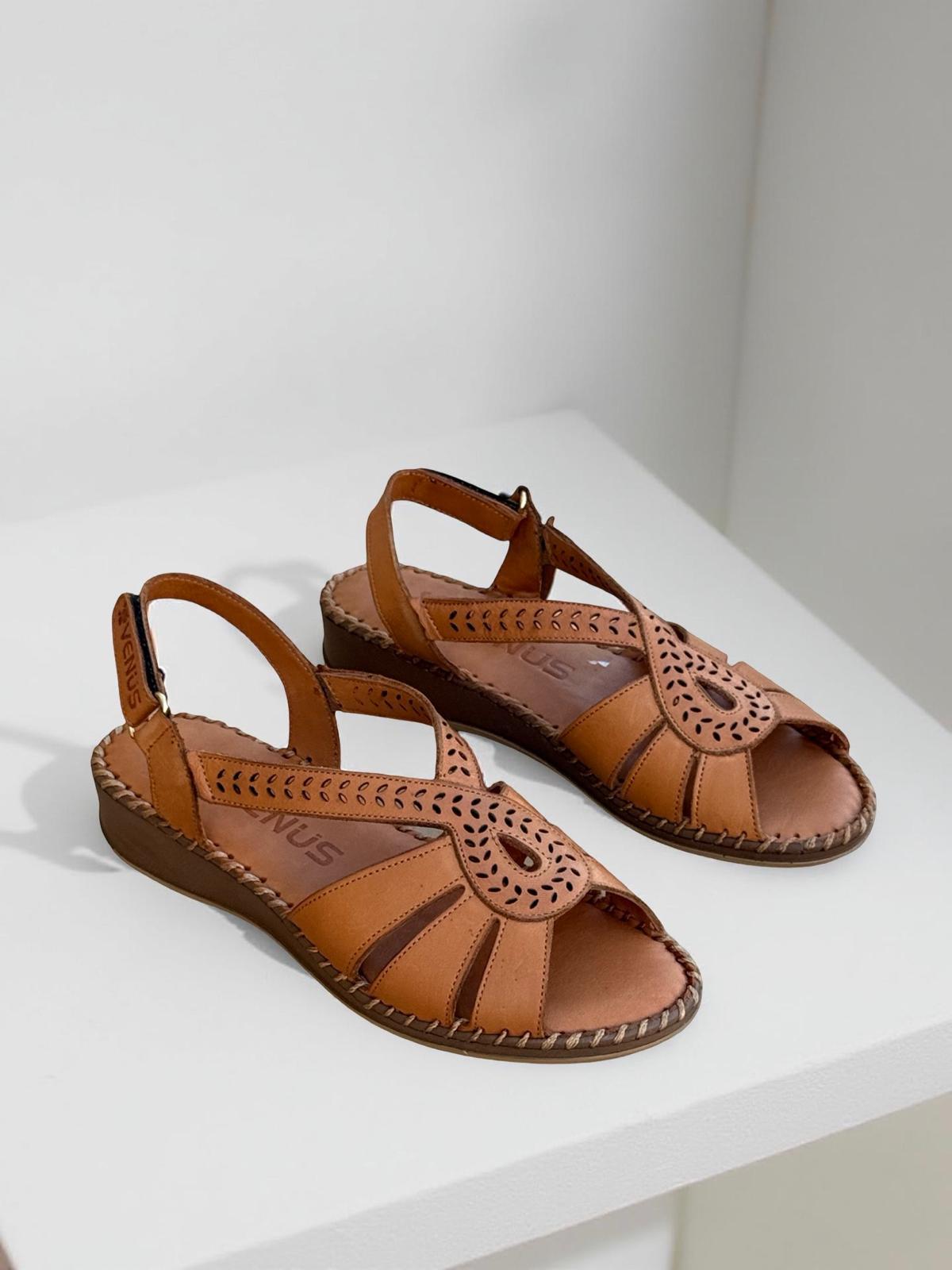 Venüs 2313711Y Hakiki Deri Comfort Taban Kadın Sandalet Taba