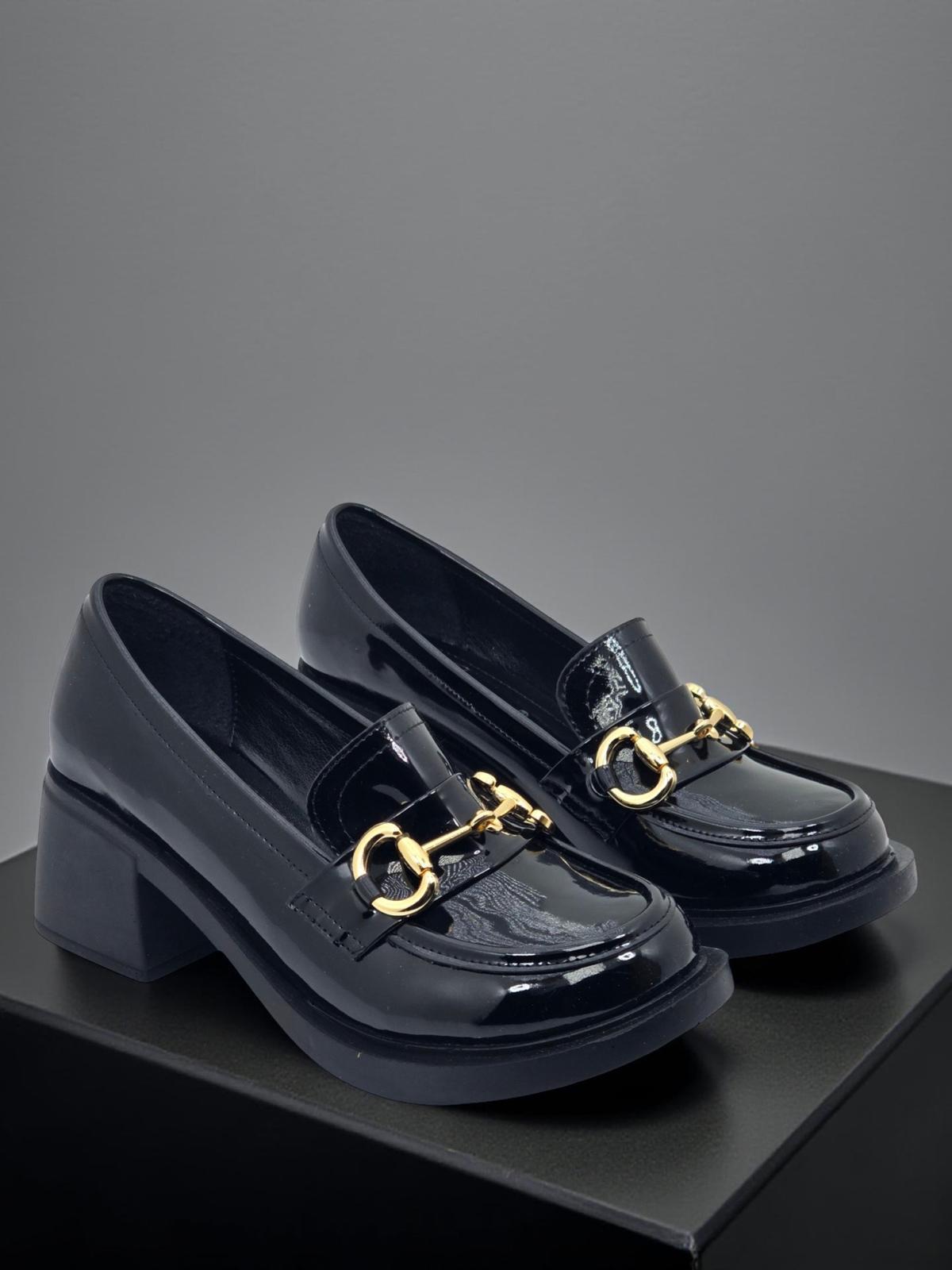 Yalınayak  24BK602104   Hakiki Deri Eva Taban Kadın Loafer Siyah Rugan
