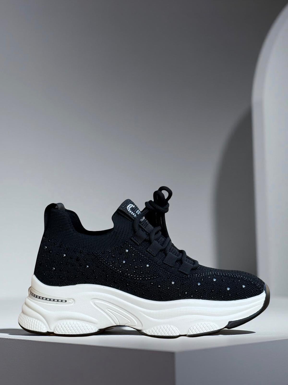 Yalınayak 25Y309-1 Taş Detaylı Aır Taban Kadın Sneaker Siyah