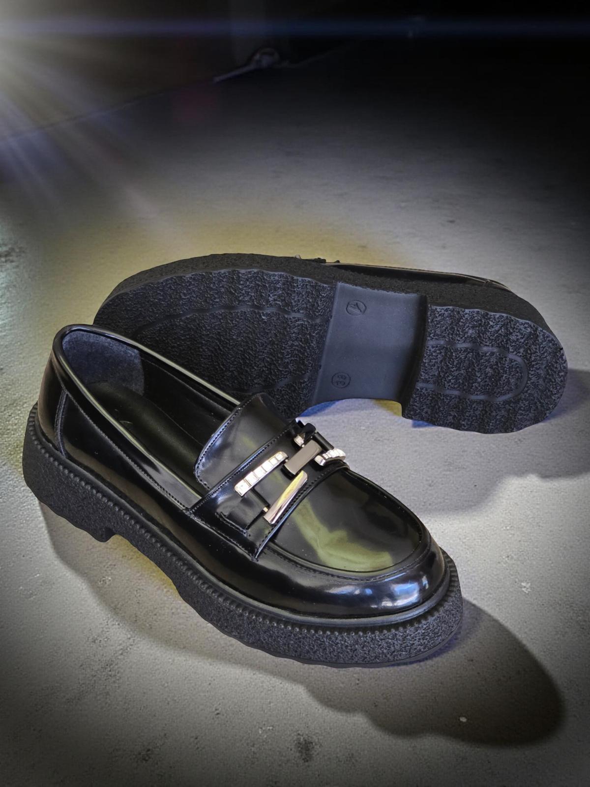 Yalınayak Bty1631984  Kauçuk Taban Kadın Loafer Siyah Rugan