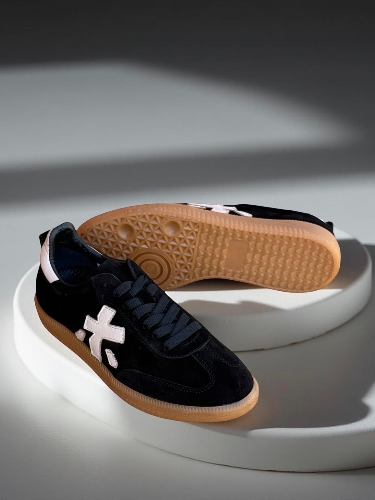 Yalınayak Bty2486969 Hakiki Süet Deri Kadın Spor Sneaker Siyah Süet