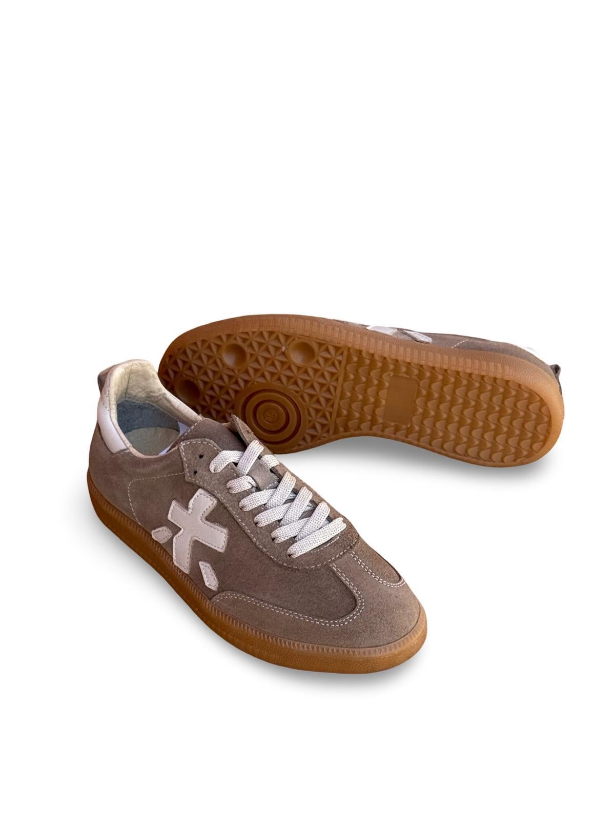 Yalınayak Bty2486969 Hakiki Süet Deri Kadın Spor Sneaker Vizon Süet