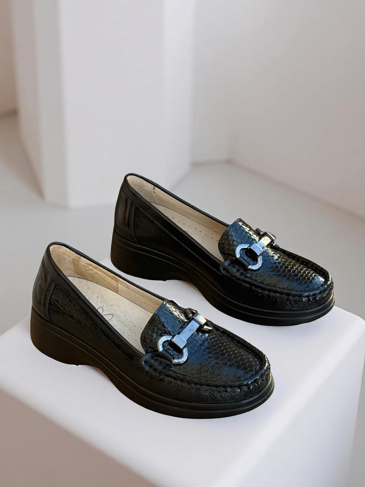 Yalınayak Bty37174 Hakiki Deri Kadın Klasik Loafer Siyah Rugan