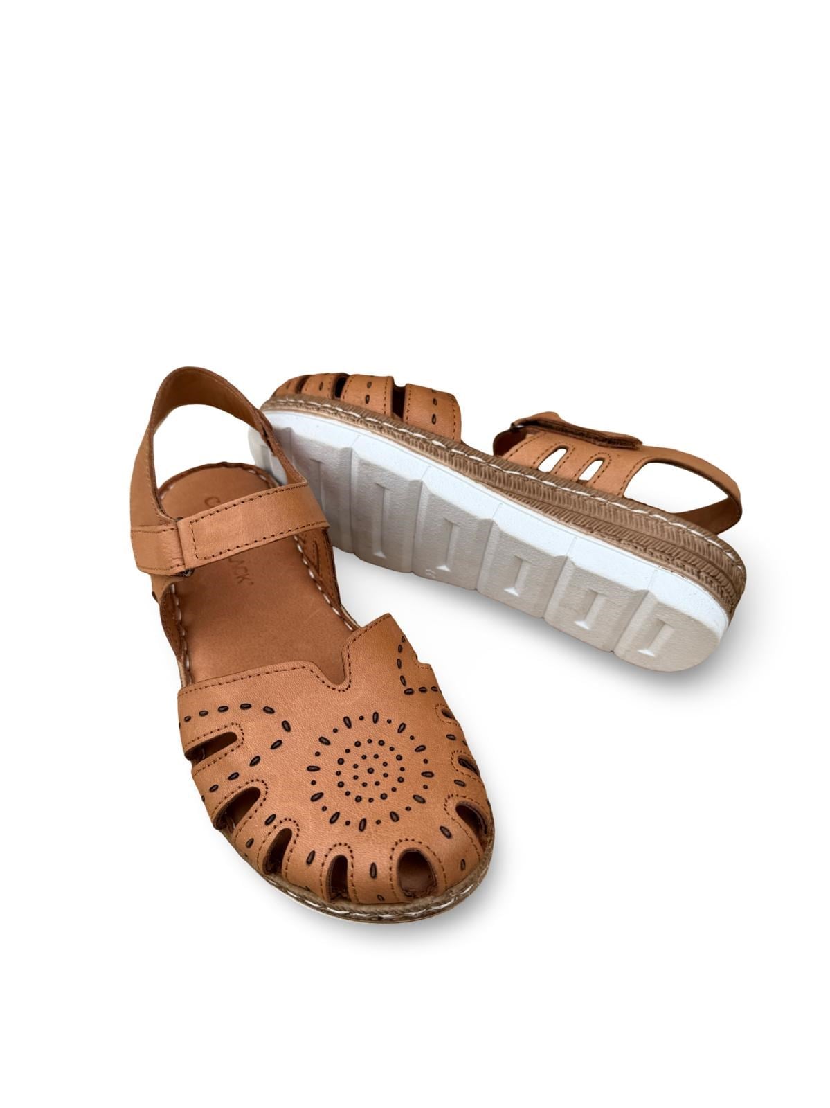 Yalınayak C22380 Hakiki Deri Kadın Comfort Taban Sandalet Taba