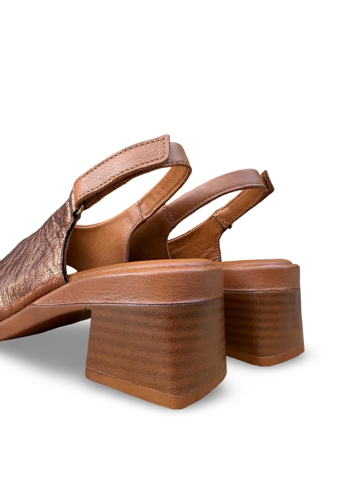 Yalınayak C45208-1 Hakiki Deri Kadın Comfort Taban Topuklu Sandalet Taba