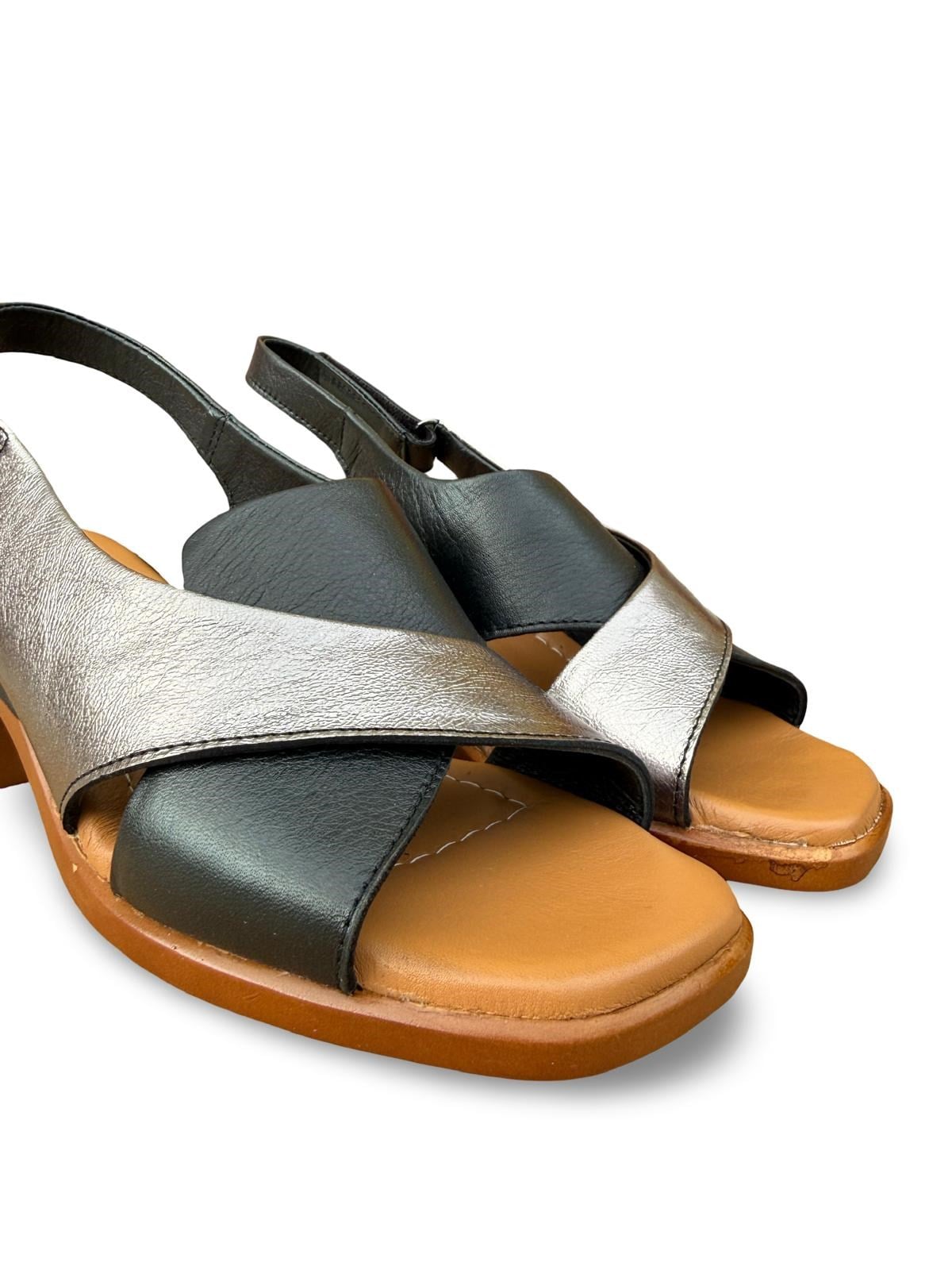 Yalınayak C45208-1 Hakiki Deri Kadın Comfort Taban Topuklu Sandalet Siyah