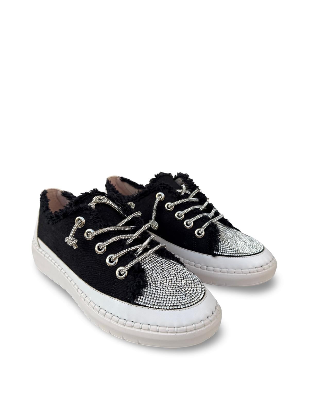 Yalınayak K1442406 Taş Detaylı Kadın Sneaker Spor Siyah