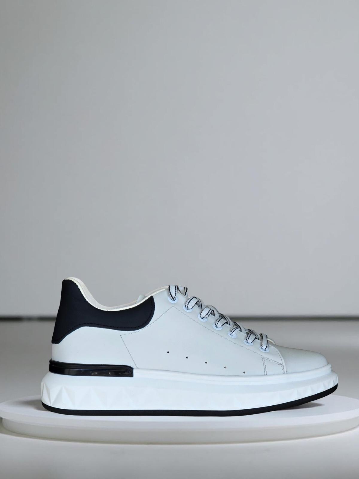 Yalınayak M19369 Hakiki Deri Erkek Sneaker Beyaz