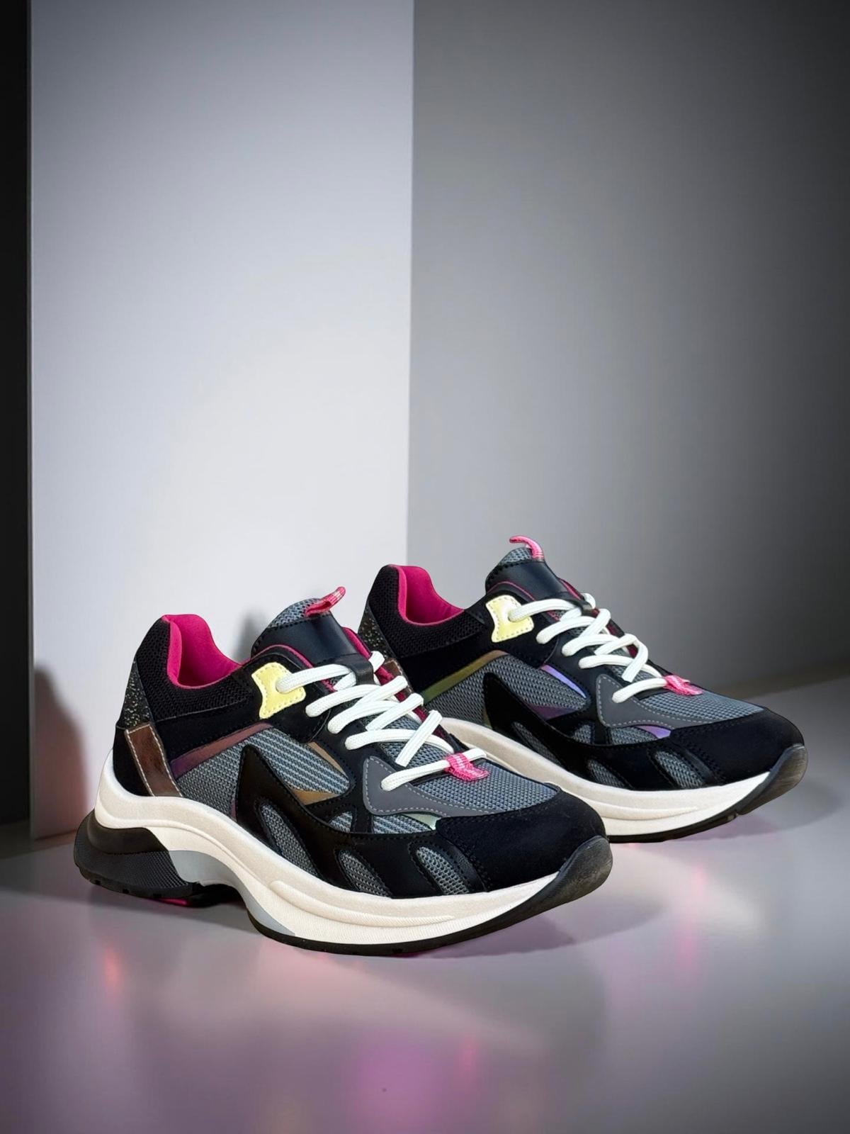 Yalınayak Sms30170  Kadın Sneakers Ayakkabı Siyah Multi