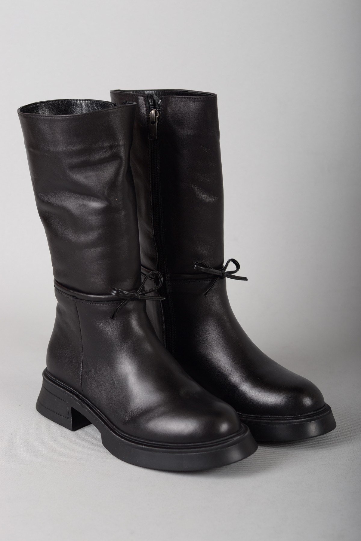 10175 HAKİKİ DERİ KADIN BOT ÇİZME SİYAH