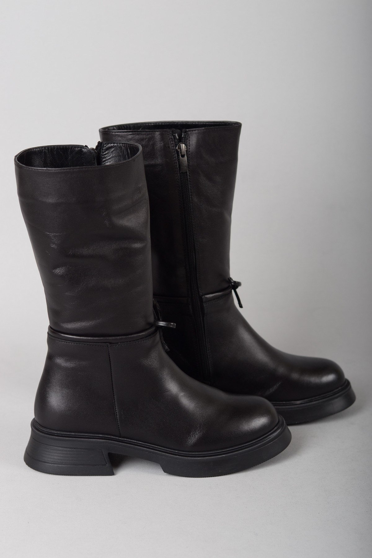 10175 HAKİKİ DERİ KADIN BOT ÇİZME SİYAH