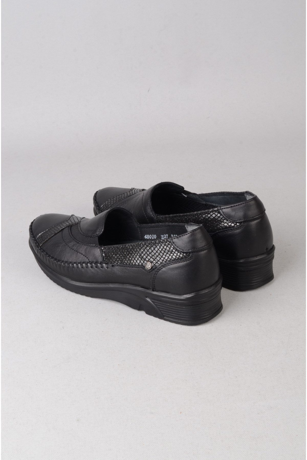 FORELLİ 48010 YONCA HAKİKİ DERİ  KADIN COMFORT AYAKKABI SİYAH
