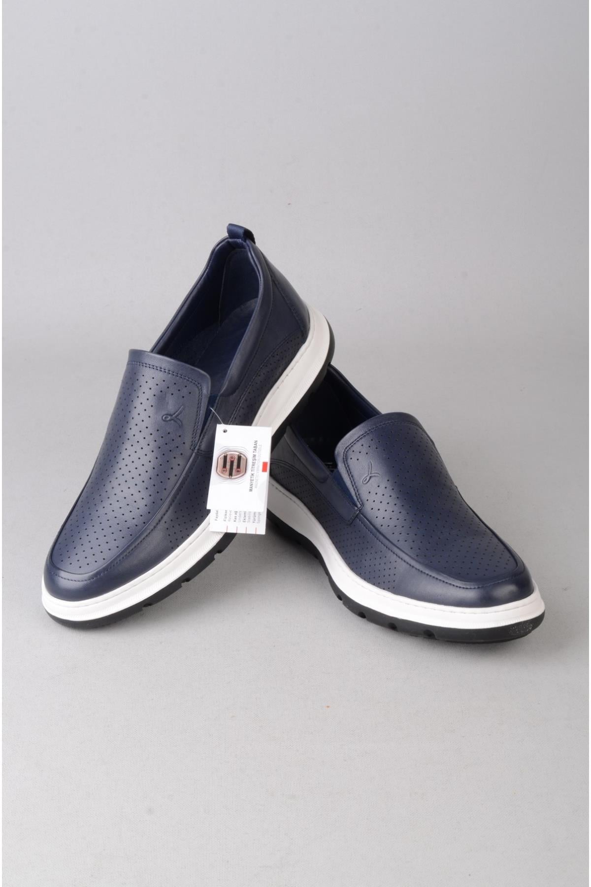 LİBERO L5493 HAKİKİ DERİ CASUAL ERKEK AYAKKABI LACİ-BEYAZ