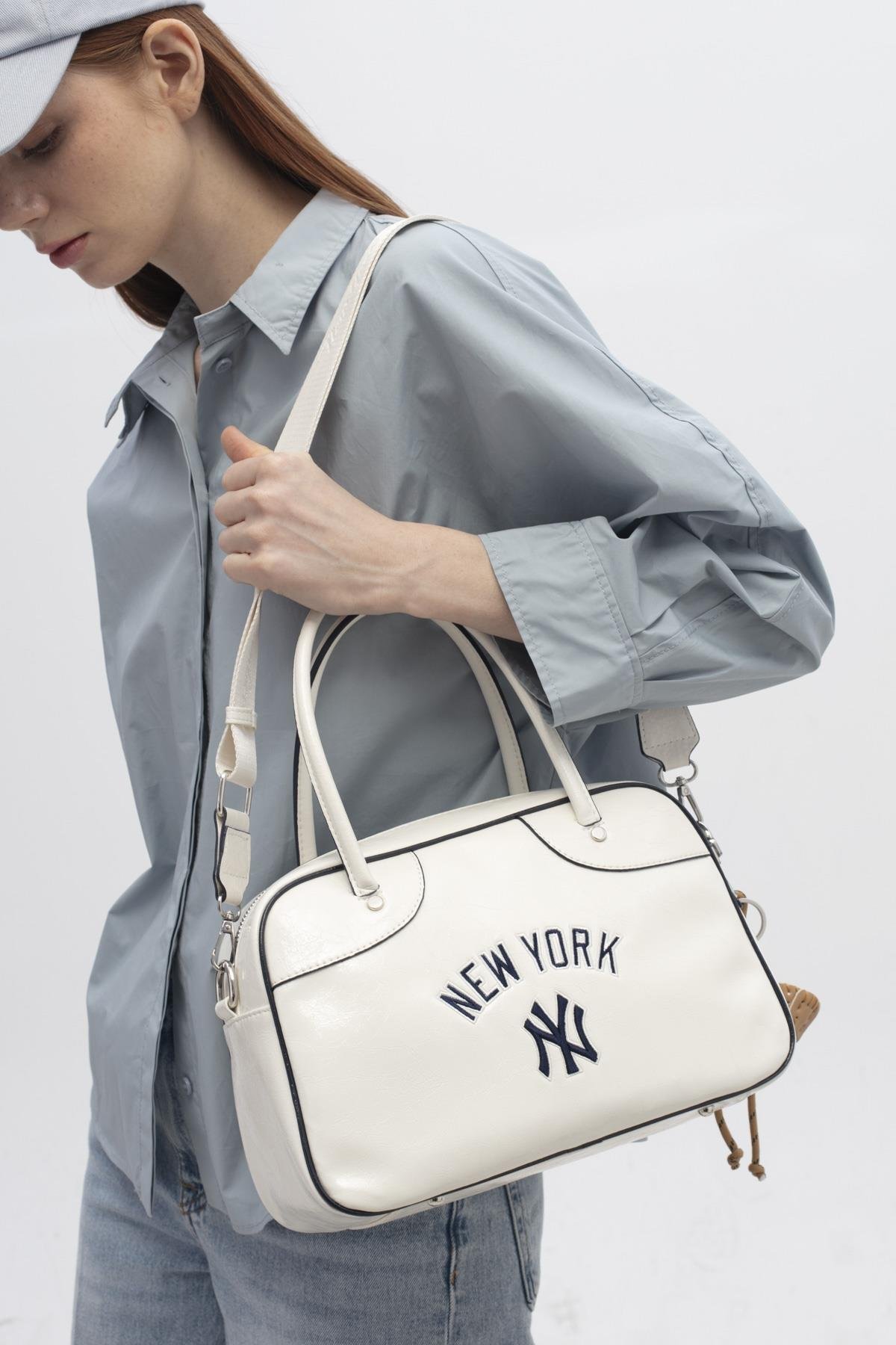 New York Yankees MLB028 Kol Çantası BEYAZ-LACİVERT