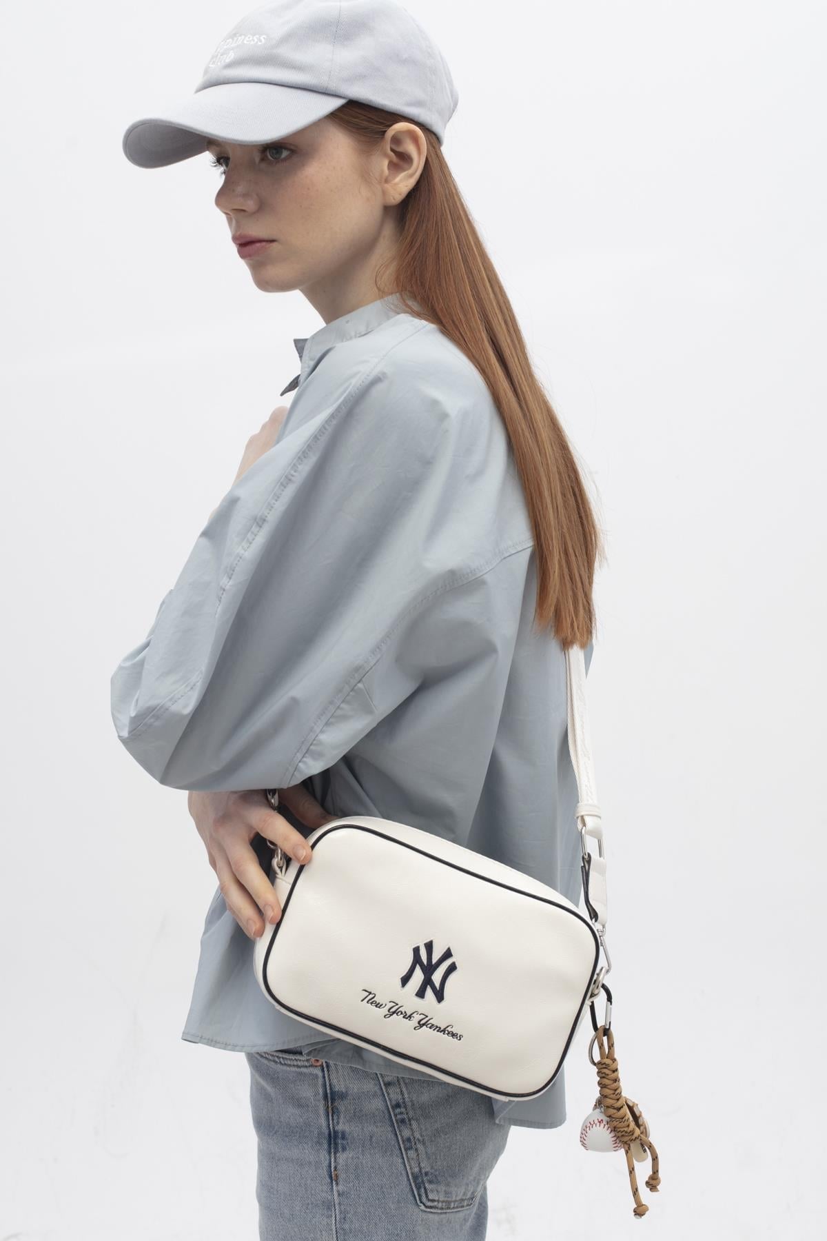 New York Yankees MLB030 Çapraz Çanta BEYAZ-LACİVERT