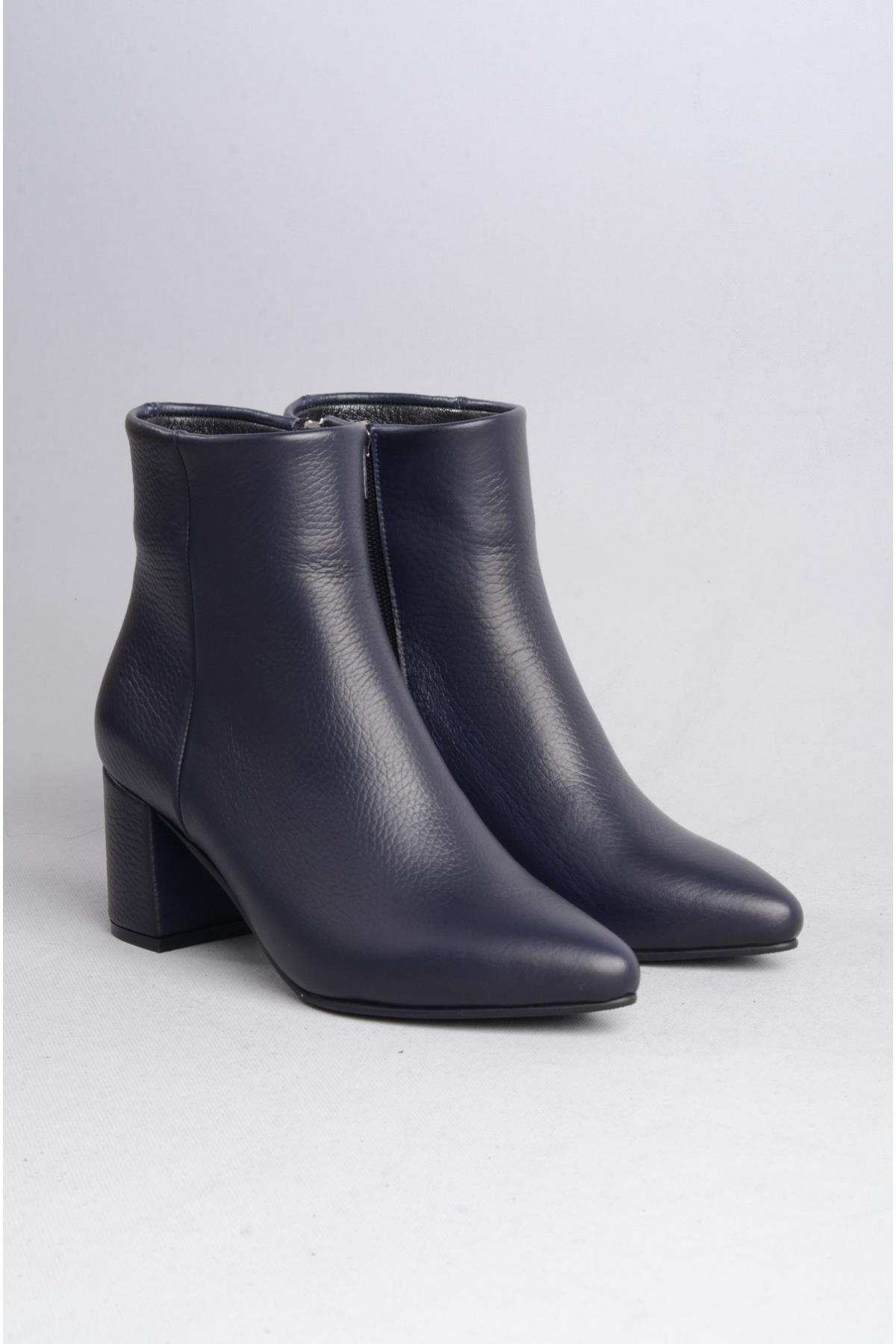 SEÇ 001 HAKİKİ DERİ TOPUKLU BOT (6cm) LACİVERT