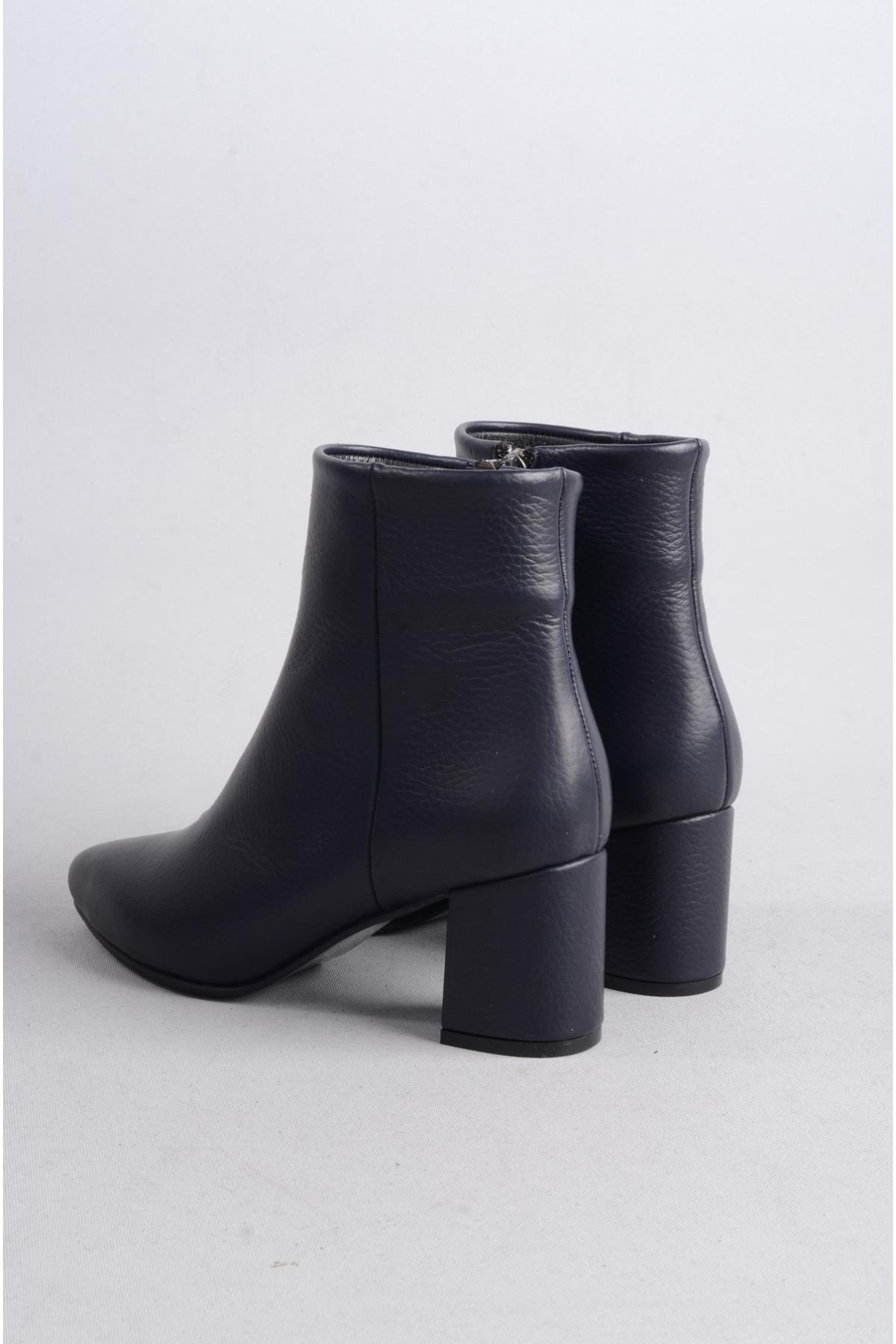 SEÇ 001 HAKİKİ DERİ TOPUKLU BOT (6cm) LACİVERT