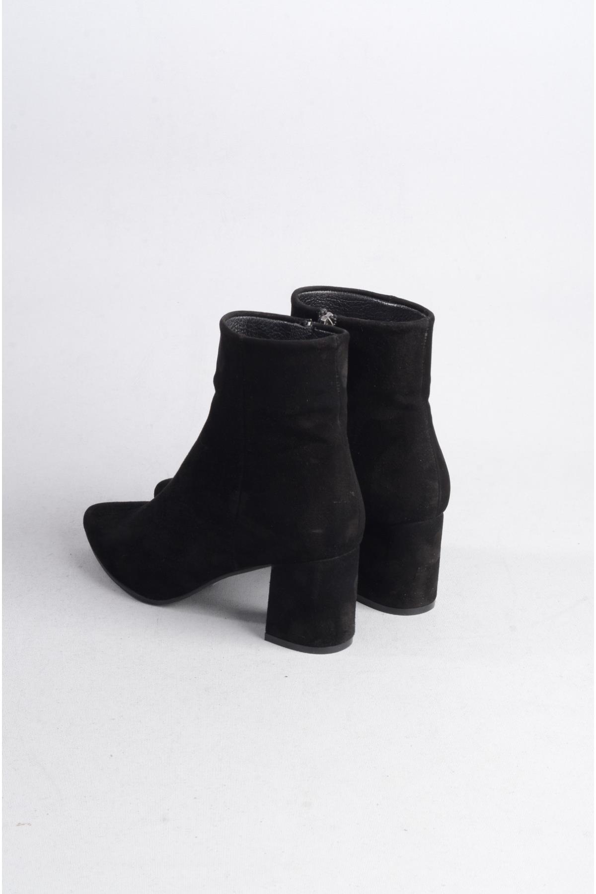 SEÇ 001 HAKİKİ DERİ TOPUKLU BOT (6cm) SİYAH SÜET