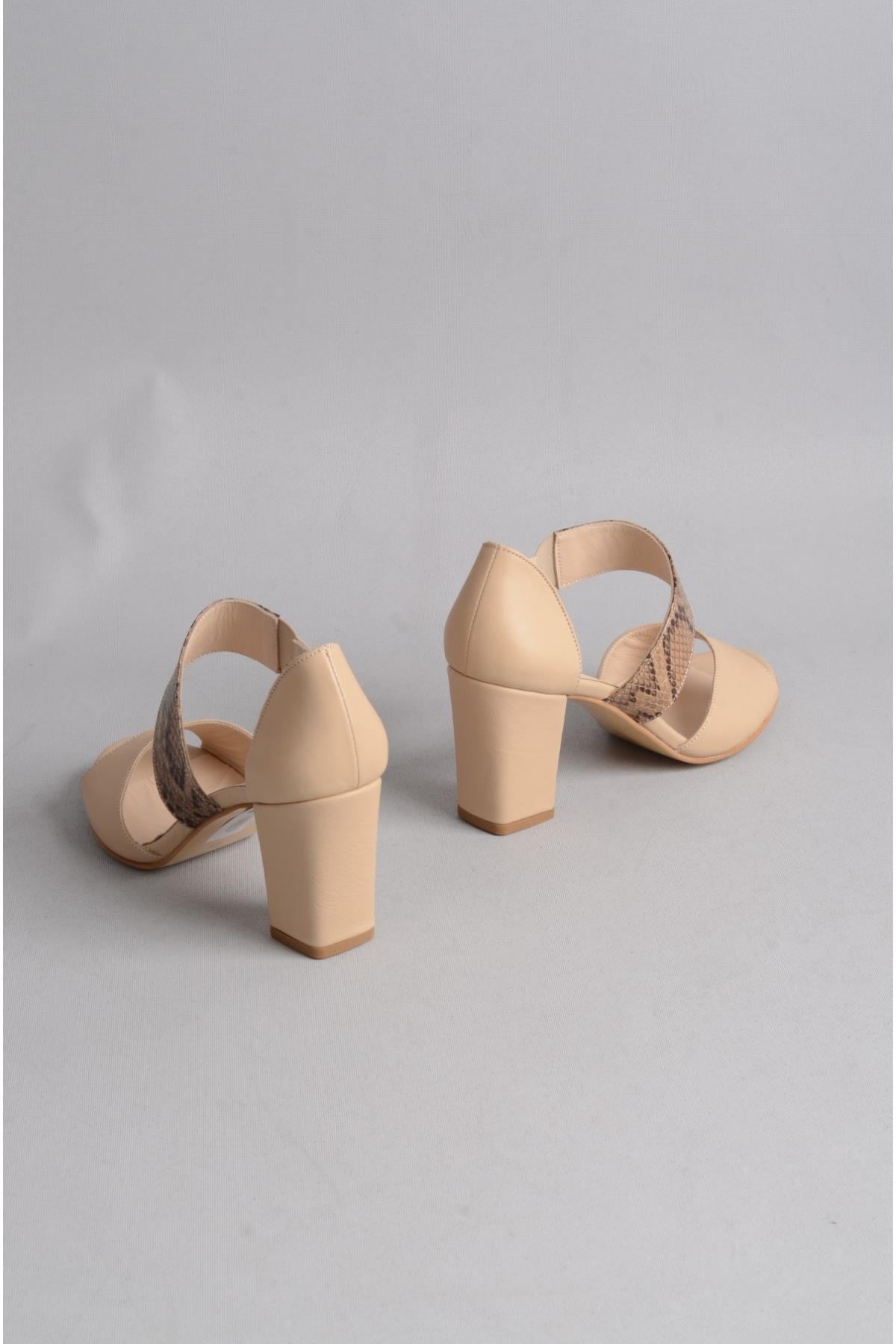 SEÇ 0220 HAKİKİ DERİ TOPUKLU KADIN AYAKKABI (8 cm) BEJ