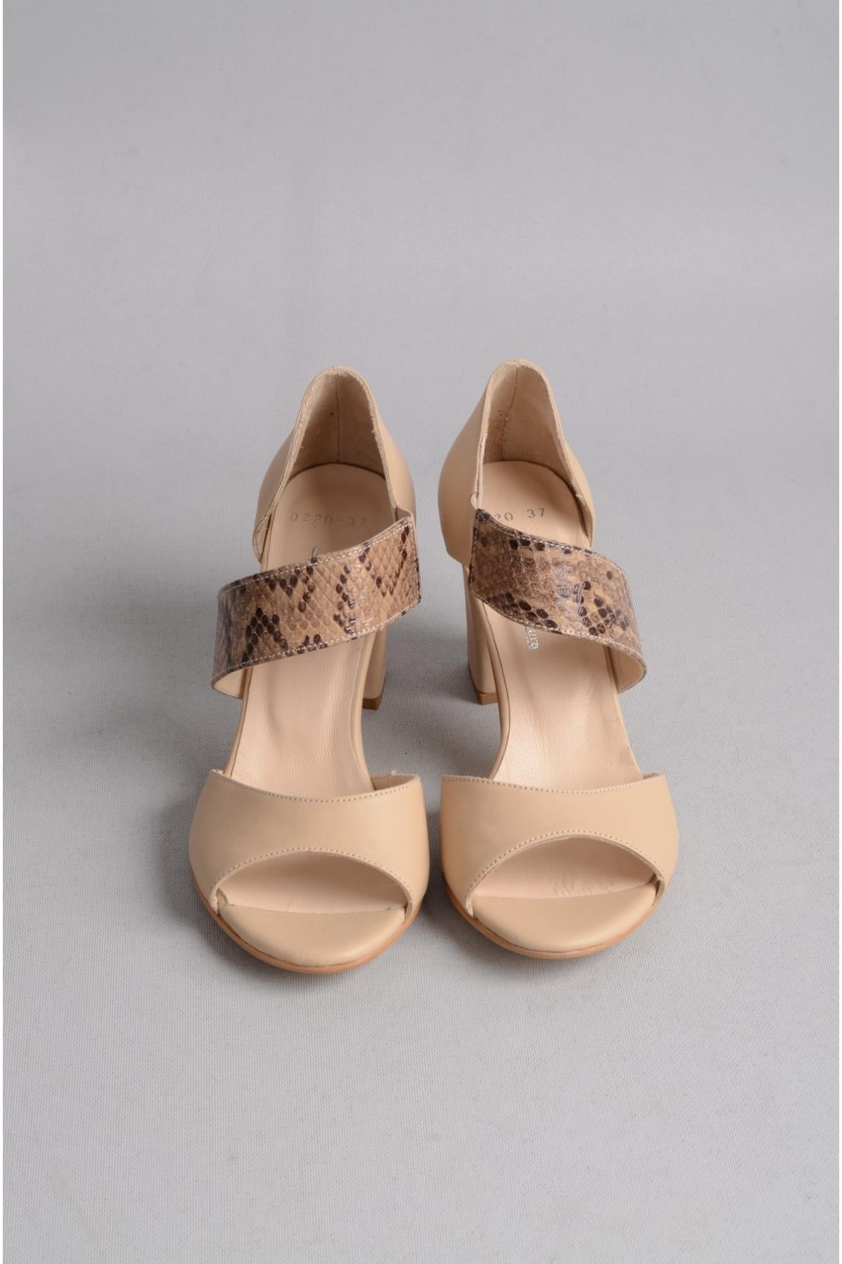 SEÇ 0220 HAKİKİ DERİ TOPUKLU KADIN AYAKKABI (8 cm) BEJ