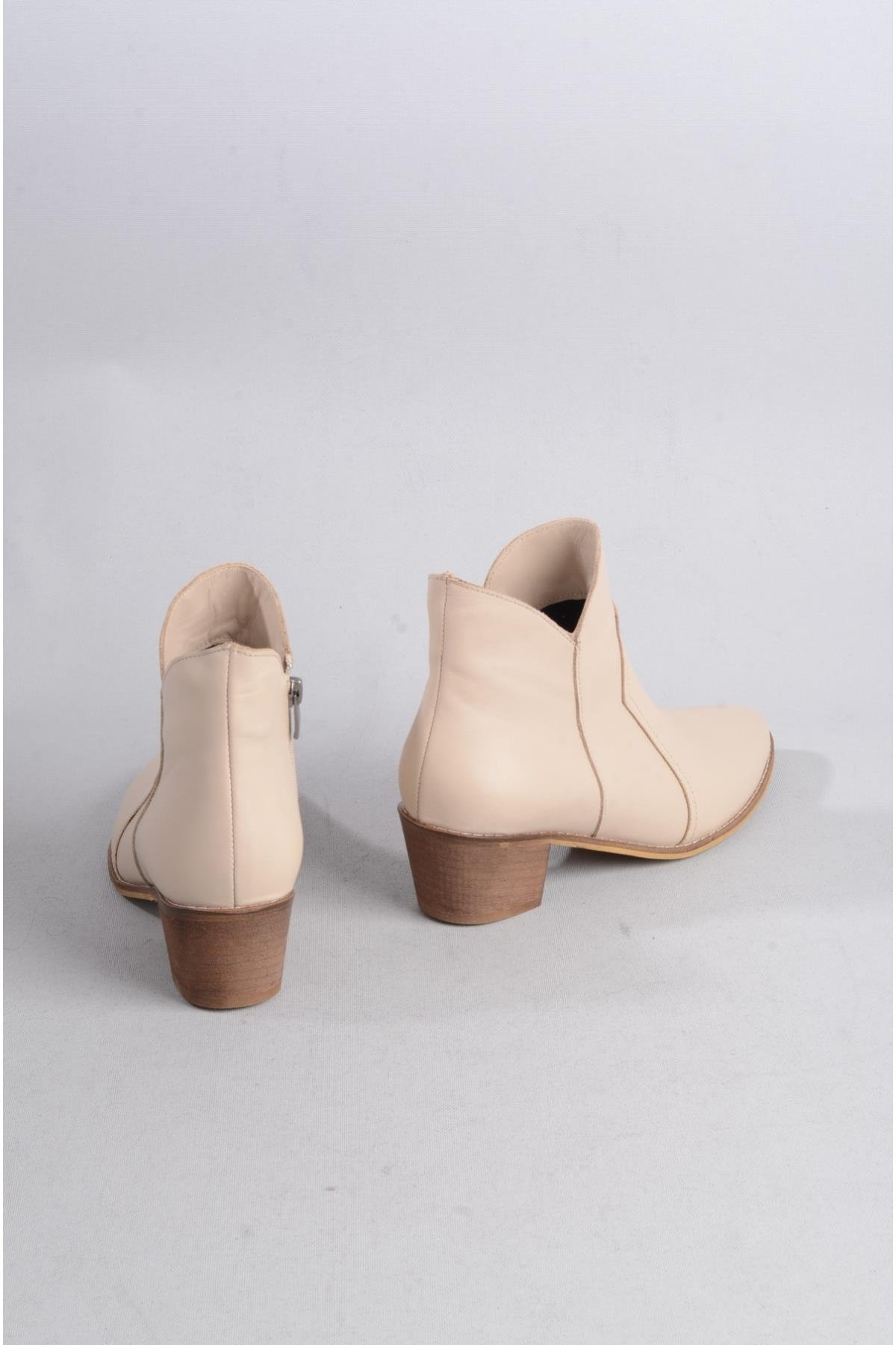 SEÇ 1005 HAKİKİ DERİ BİLEK BOY KADIN BOT KREM