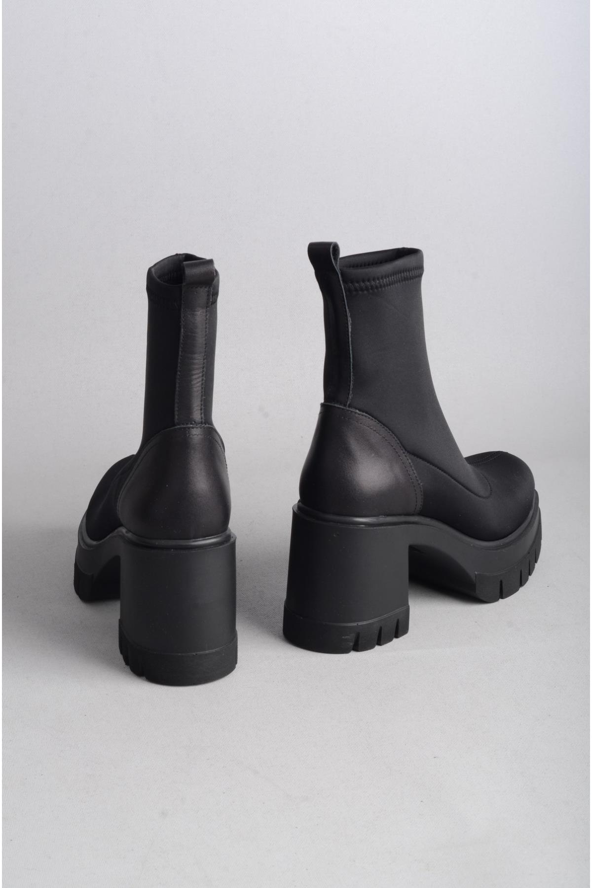 SEÇ 120605 STREÇ DETAYLI KADIN BOT (Topuk Boyu:9 cm,Platform:4 cm) SİYAH