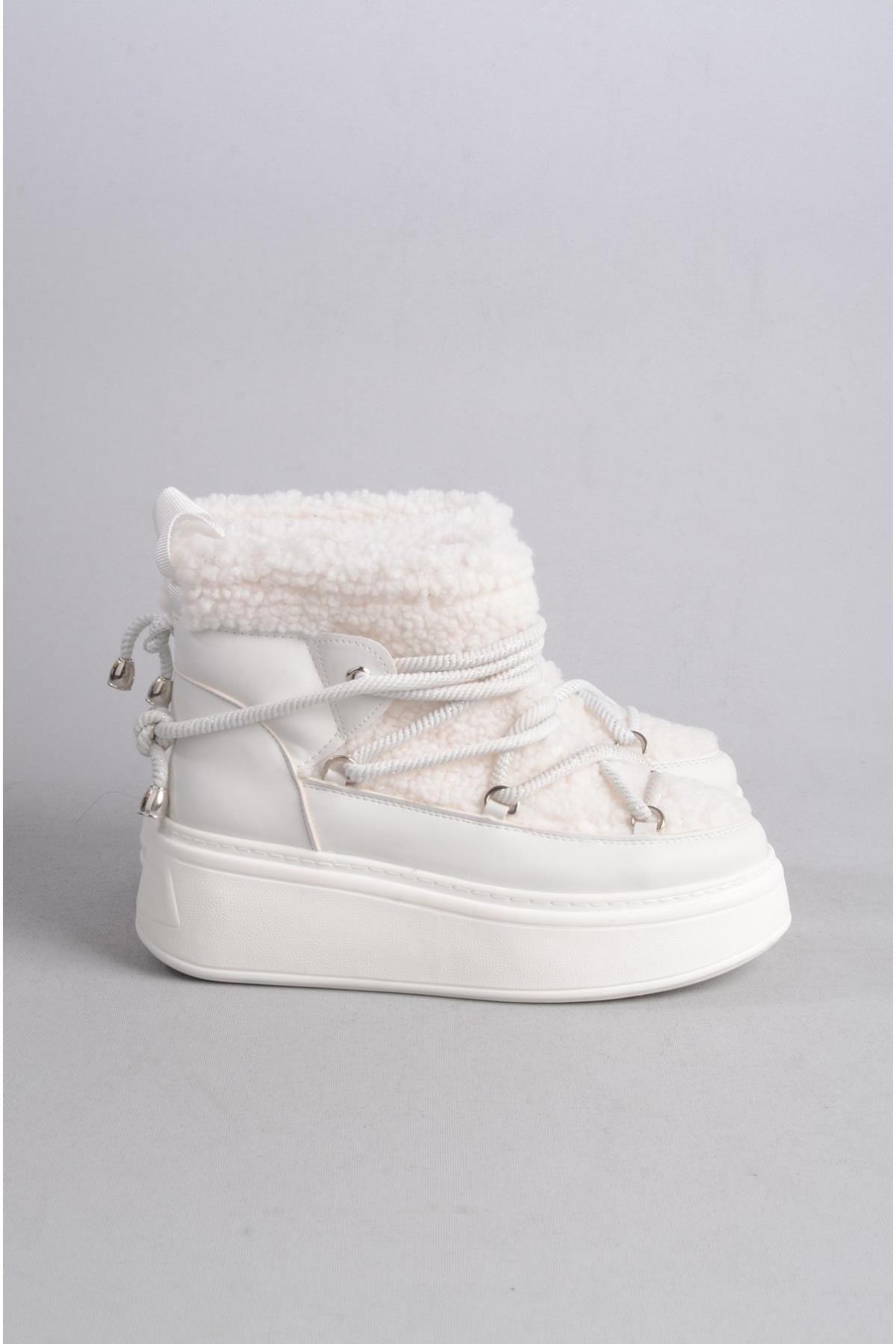 SEÇ 144 KÜRKLÜ SPOR KADIN BOT BEYAZ