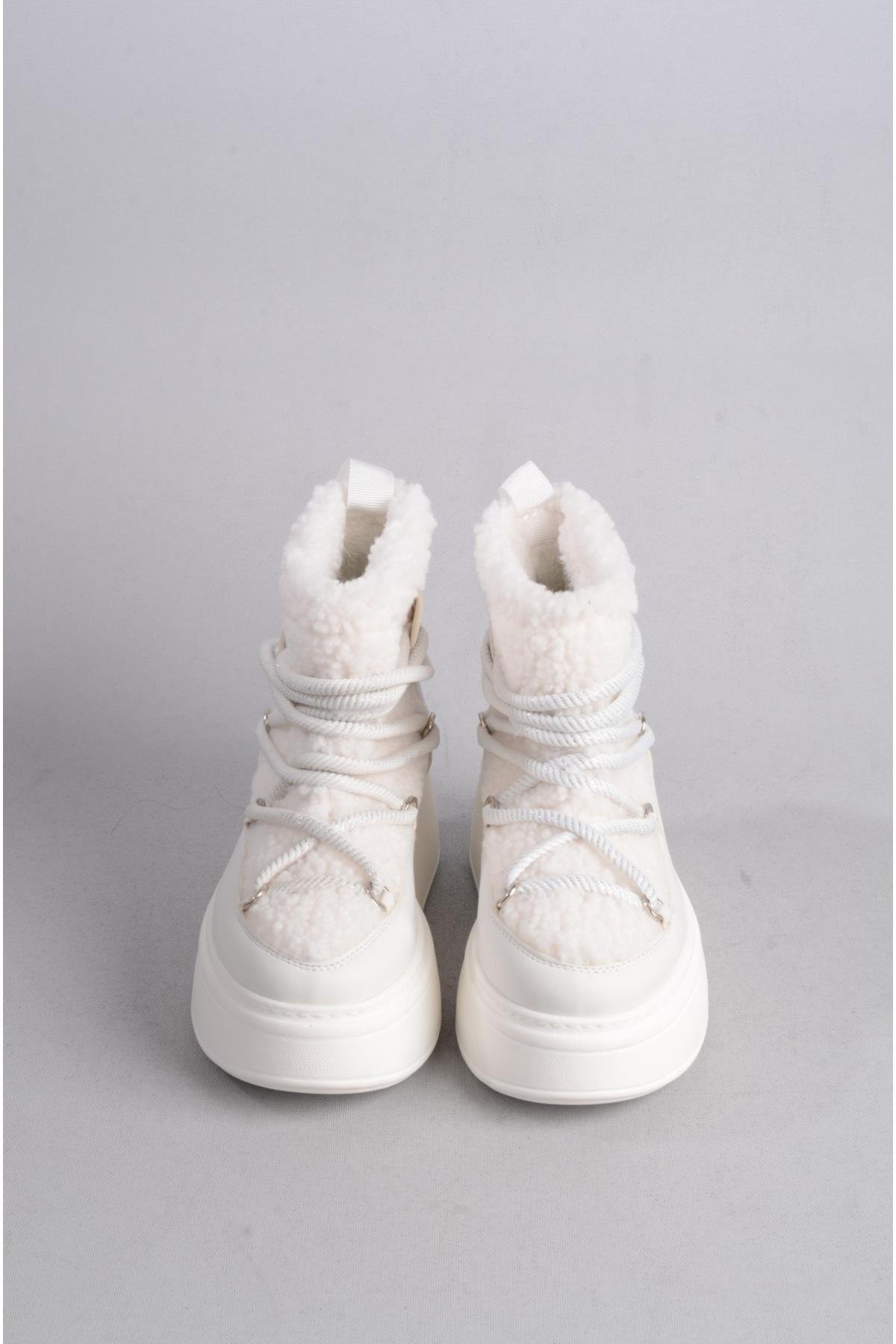 SEÇ 144 KÜRKLÜ SPOR KADIN BOT BEYAZ