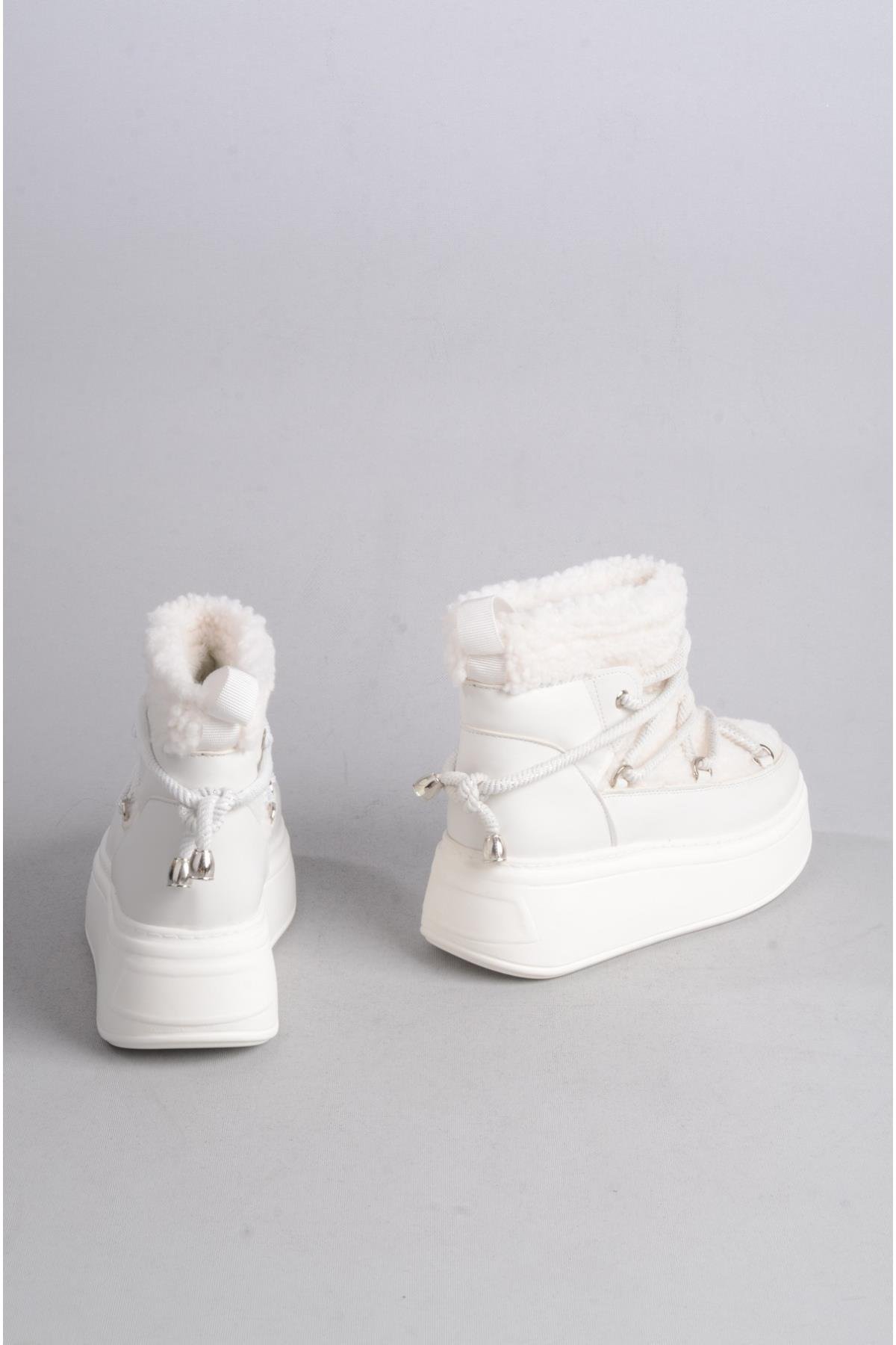 SEÇ 144 KÜRKLÜ SPOR KADIN BOT BEYAZ