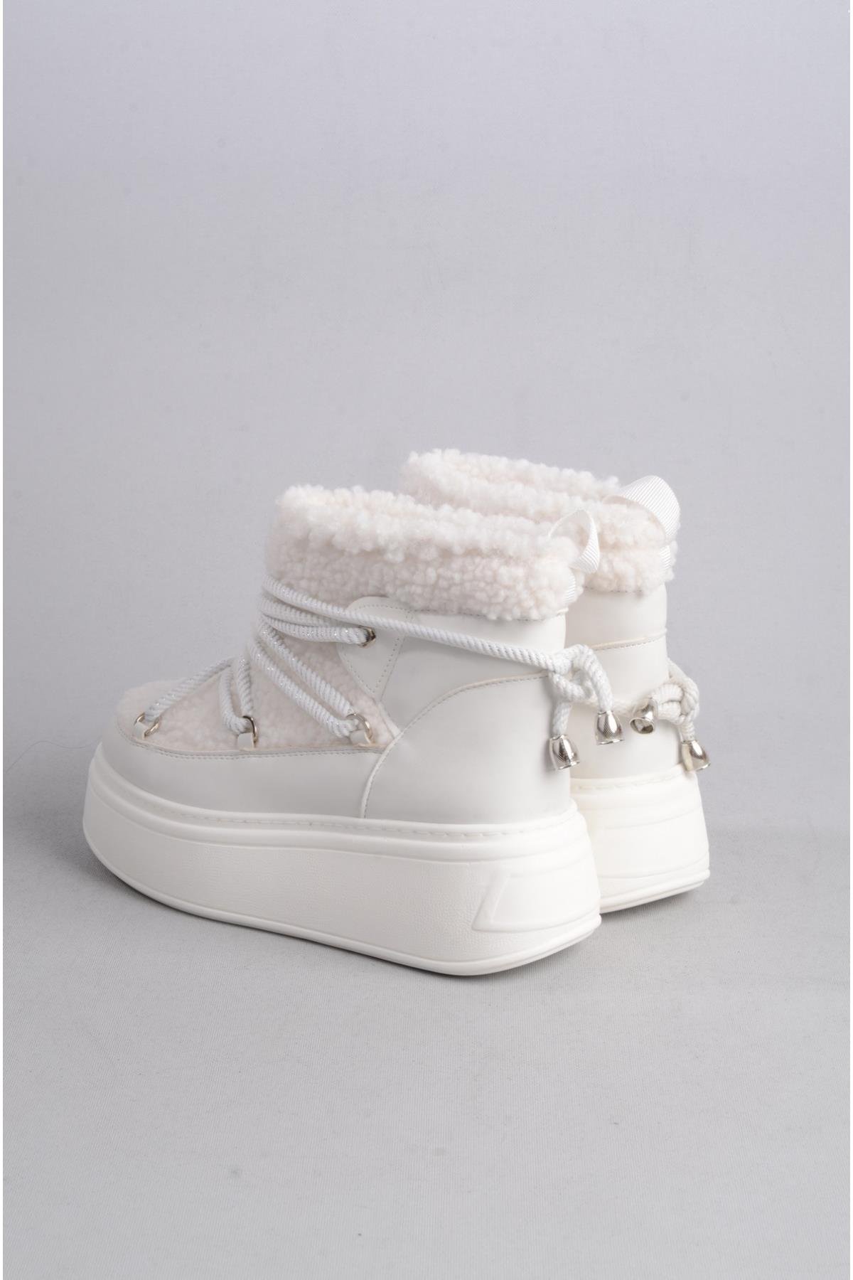 SEÇ 144 KÜRKLÜ SPOR KADIN BOT BEYAZ