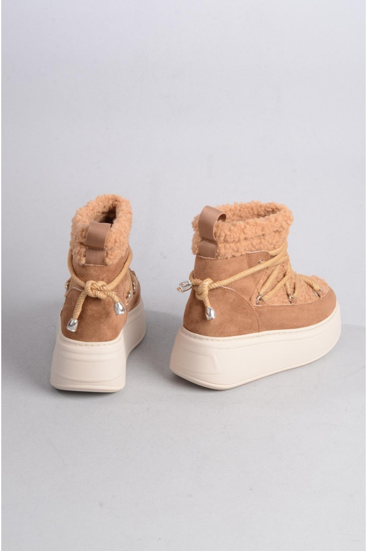 SEÇ 144 KÜRKLÜ SPOR KADIN BOT TABA