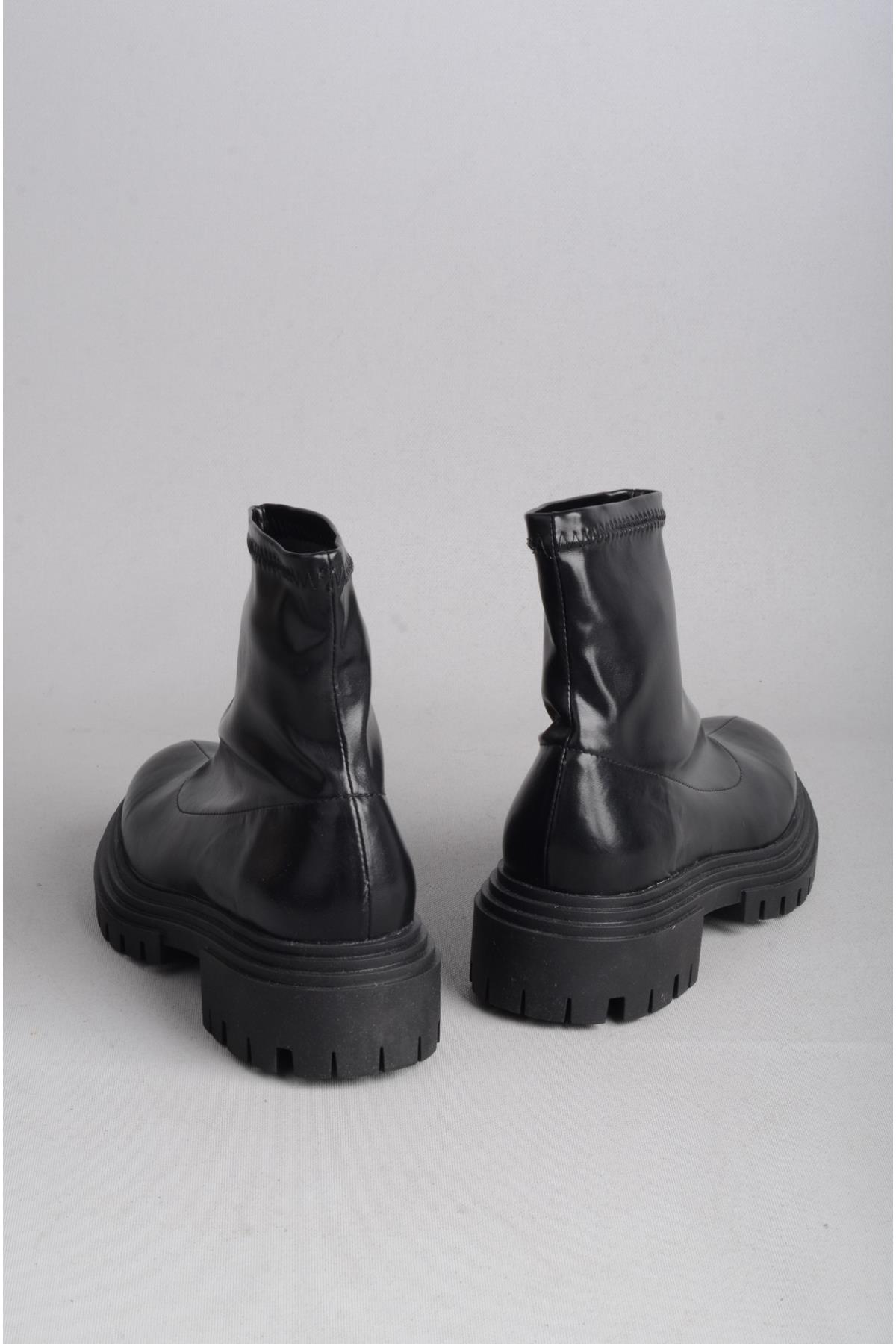 SEÇ 14550 STREÇ DERİ POSTAL BOT (Topuk Boyu:5 cm) SİYAH