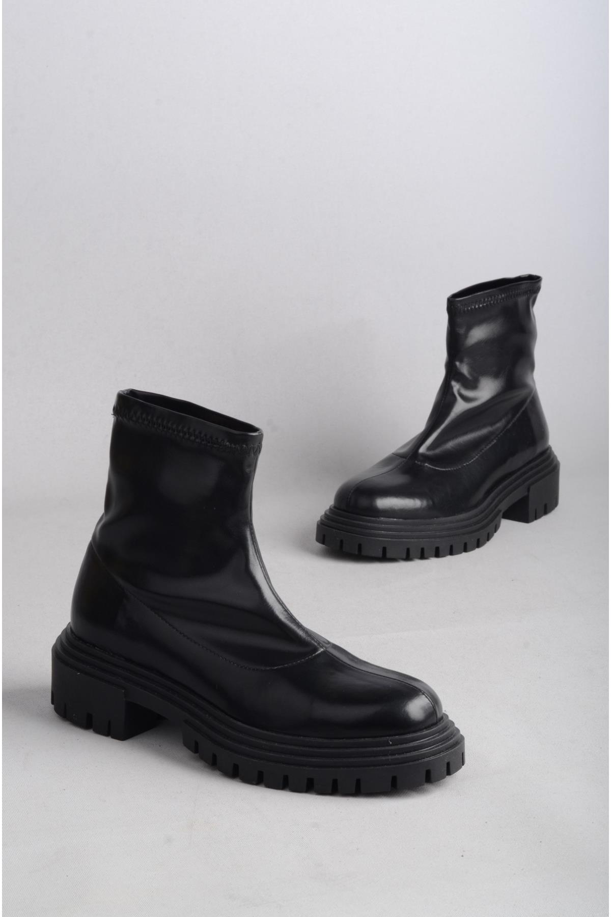 SEÇ 14550 STREÇ DERİ POSTAL BOT (Topuk Boyu:5 cm) SİYAH