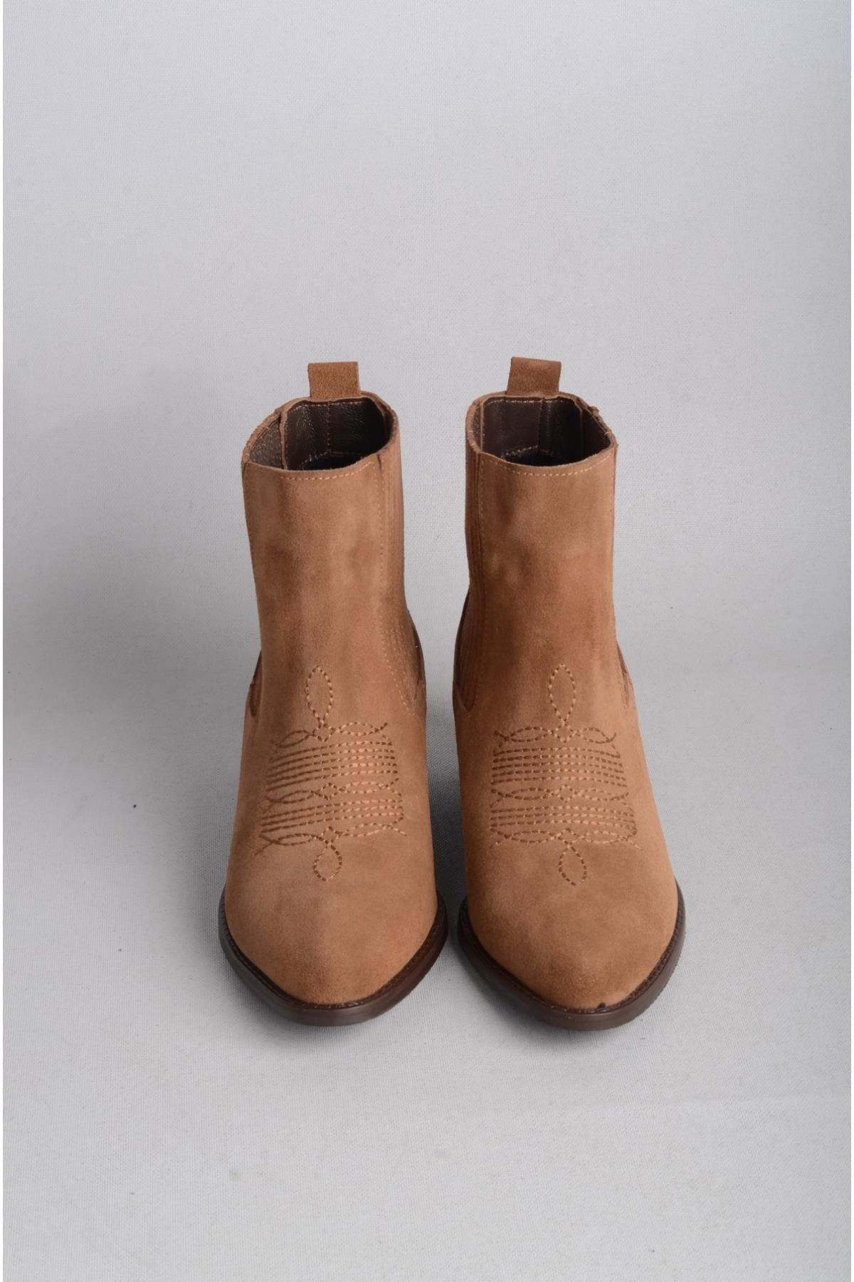 SEÇ 1623 HAKİKİ DERİ WESTERN TOPUKLU BOT (Topuk Boyu:6 cm) TABA SÜET