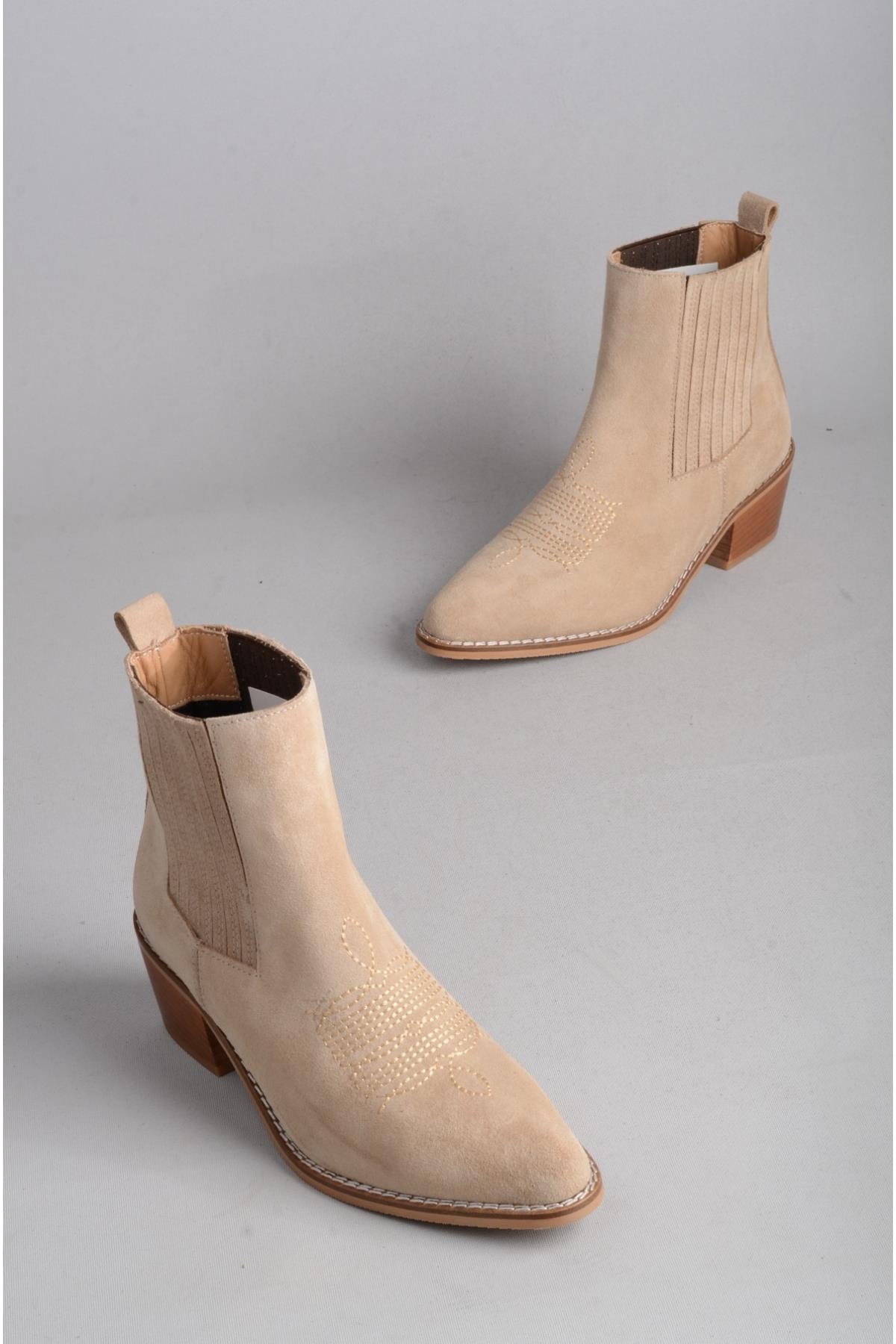 SEÇ 1623 HAKİKİ DERİ WESTERN TOPUKLU BOT (Topuk Boyu:6 cm) BEJ SÜET