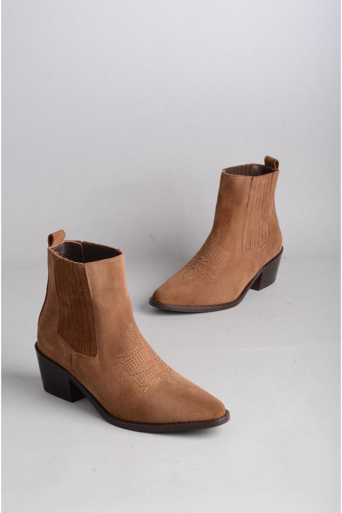 SEÇ 1623 HAKİKİ DERİ WESTERN TOPUKLU BOT (Topuk Boyu:6 cm) TABA SÜET