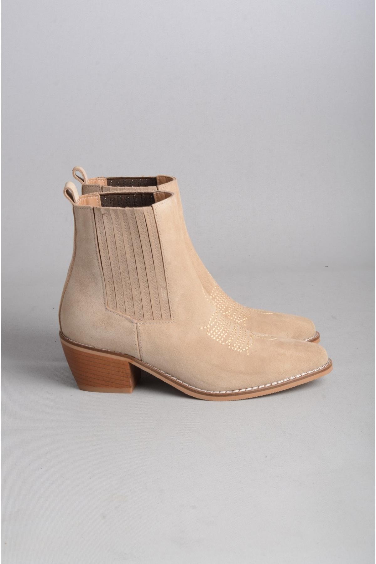 SEÇ 1623 HAKİKİ DERİ WESTERN TOPUKLU BOT (Topuk Boyu:6 cm) BEJ SÜET