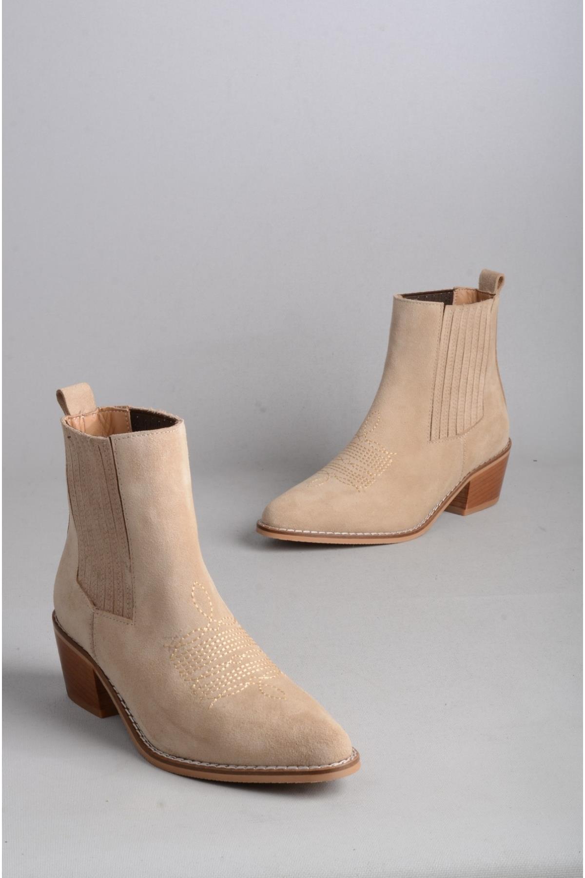 SEÇ 1623 HAKİKİ DERİ WESTERN TOPUKLU BOT (Topuk Boyu:6 cm) BEJ SÜET