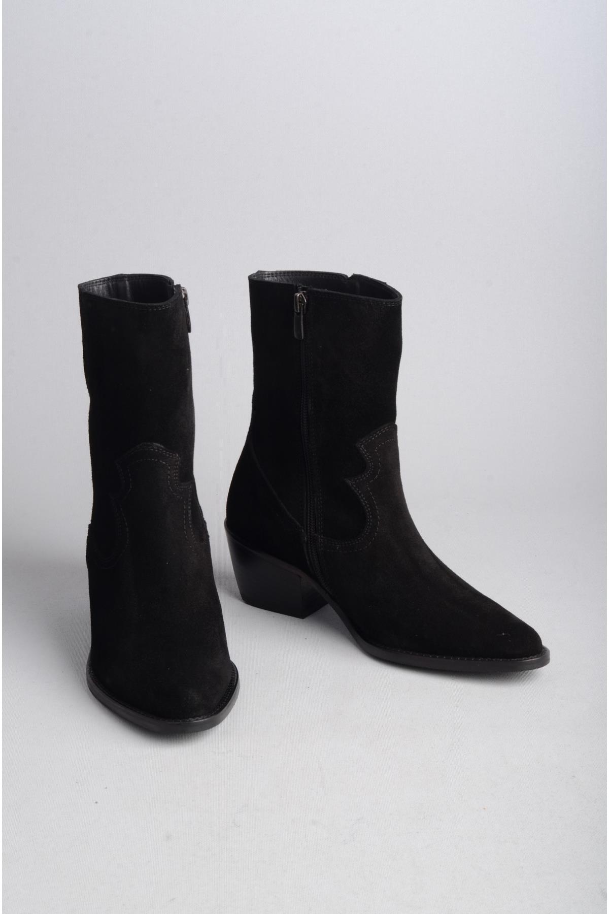 SEÇ 1678 HAKİKİ DERİ WESTERN TOPUKLU BOT (Topuk Boyu: 5 cm) SİYAH SÜET