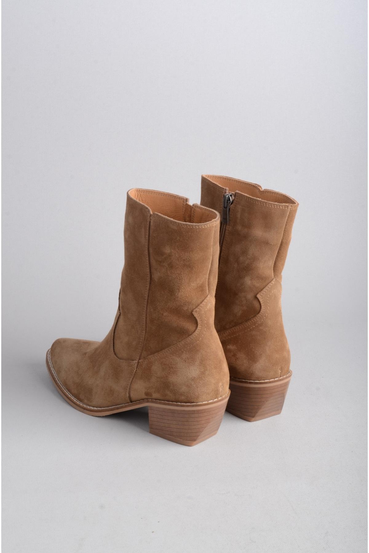 SEÇ 1678 HAKİKİ DERİ WESTERN TOPUKLU BOT (Topuk Boyu: 5 cm) TABA SÜET