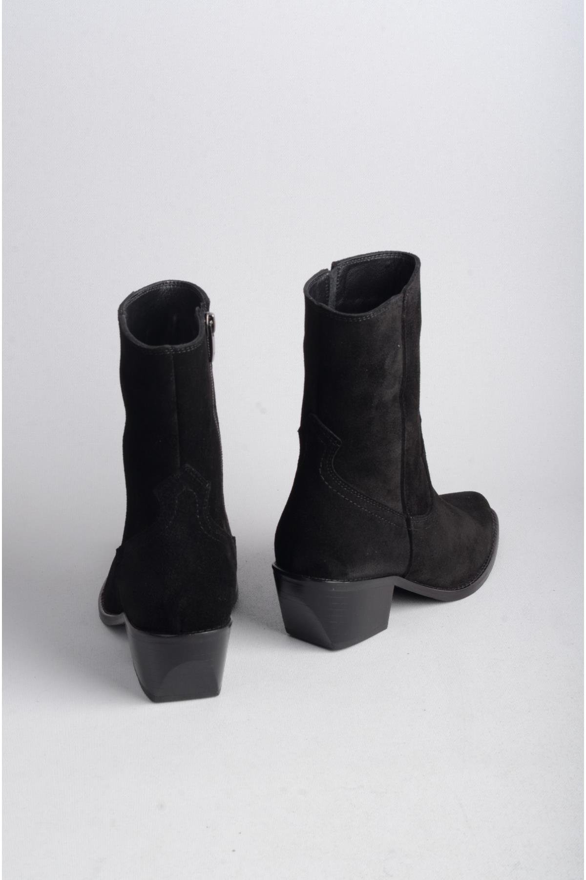 SEÇ 1678 HAKİKİ DERİ WESTERN TOPUKLU BOT (Topuk Boyu: 5 cm) SİYAH SÜET