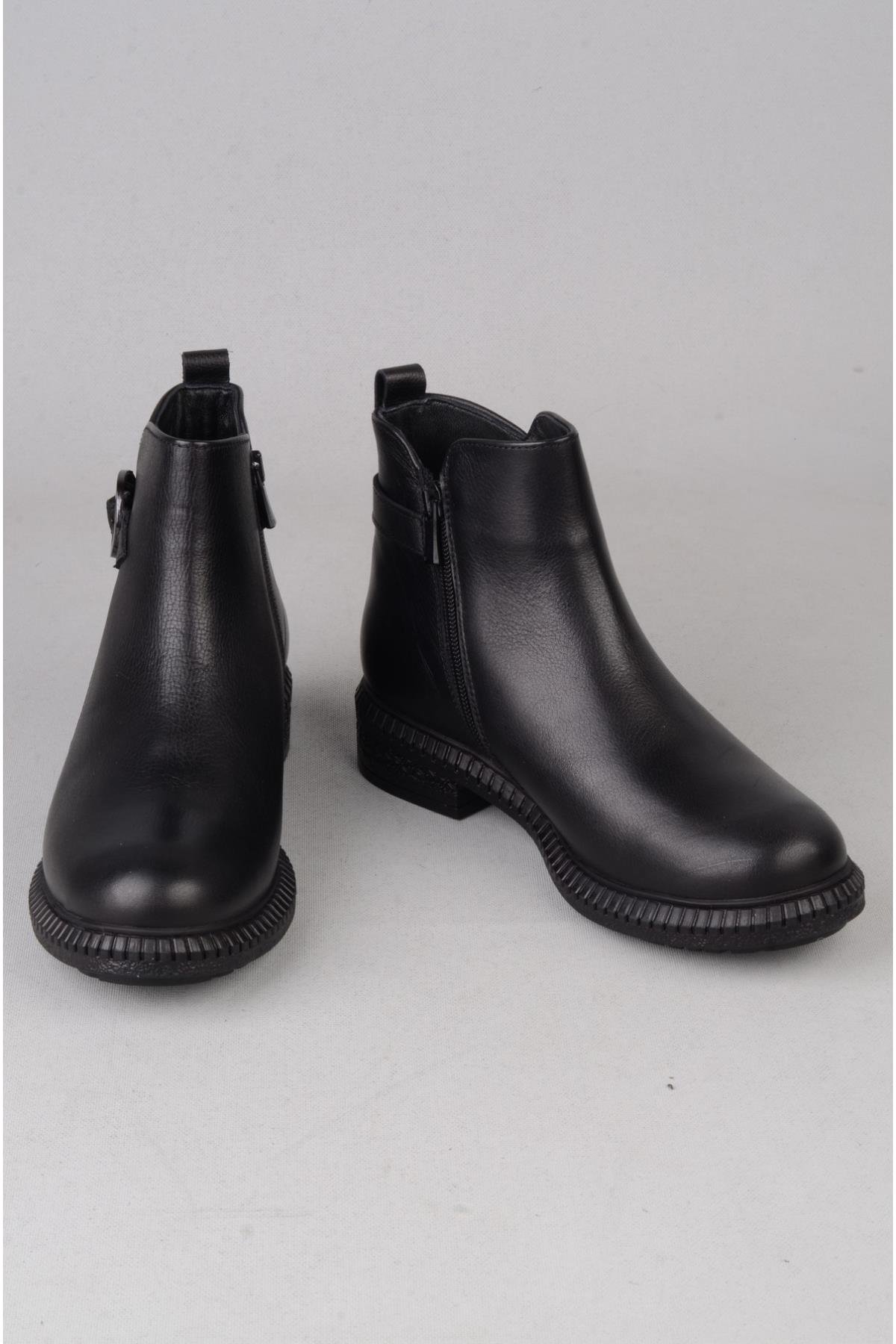 SEÇ 20913-1 HAKİKİ DERİ BİLEKTEN KADIN BOT SİYAH