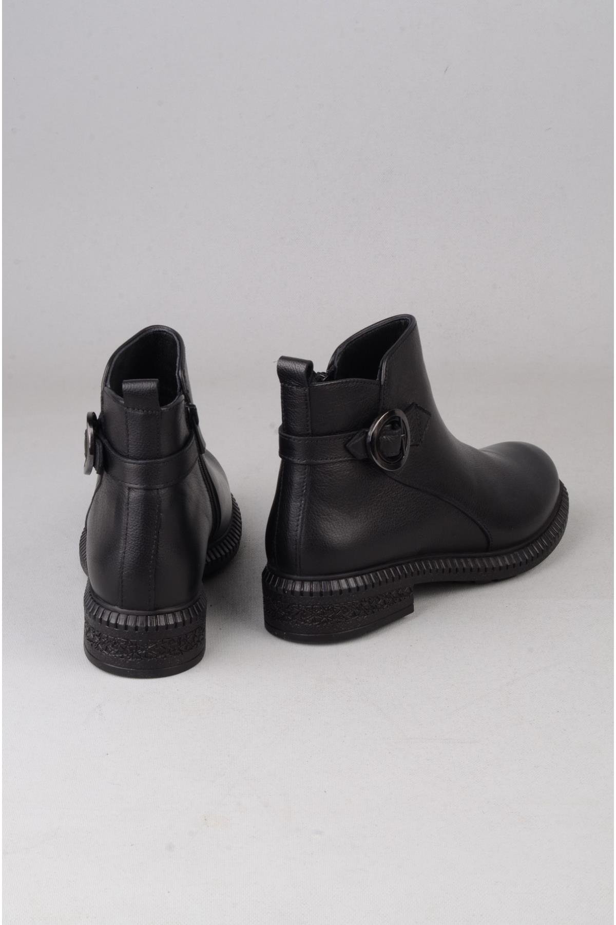 SEÇ 20913-1 HAKİKİ DERİ BİLEKTEN KADIN BOT SİYAH