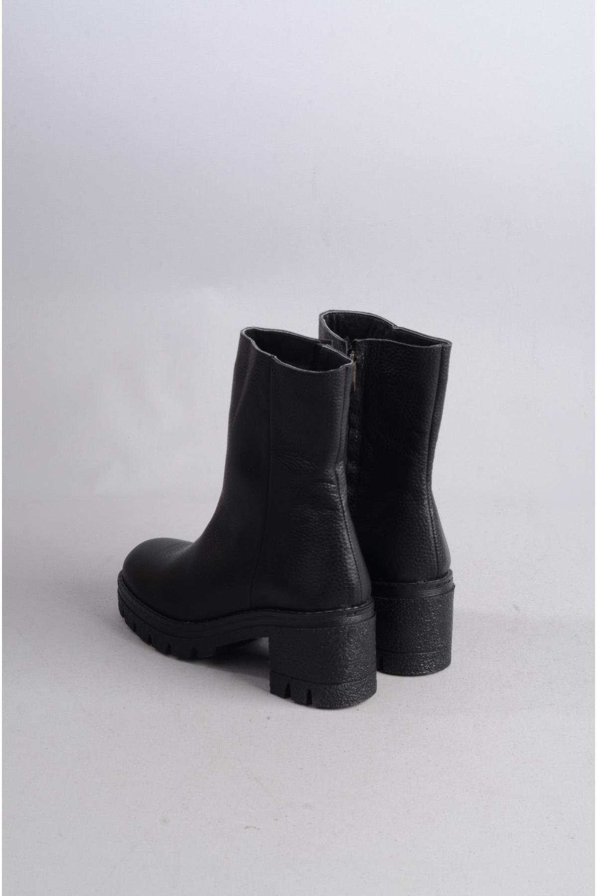 SEÇ 2309 HAKİKİ DERİ KADIN BOT (Topuk Boyu:7 cm) SİYAH