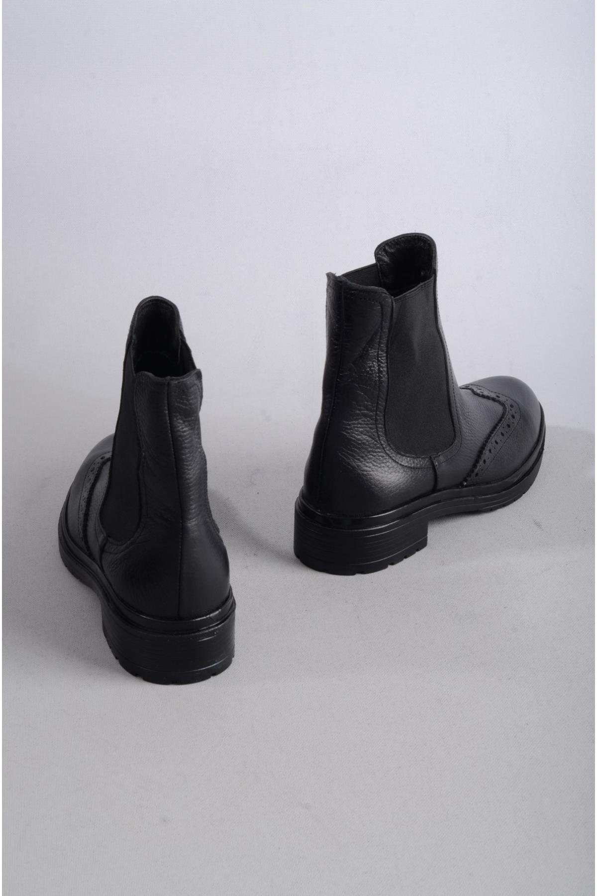 SEÇ 2337 HAKİKİ DERİ KADIN BOT SİYAH