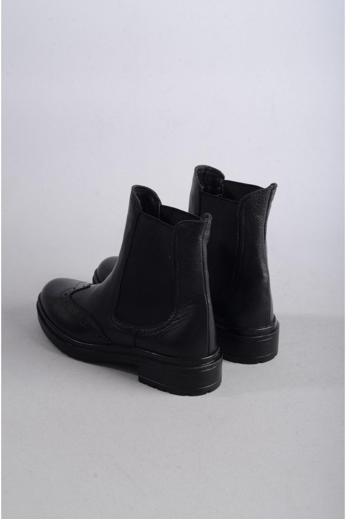 SEÇ 2337 HAKİKİ DERİ KADIN BOT SİYAH
